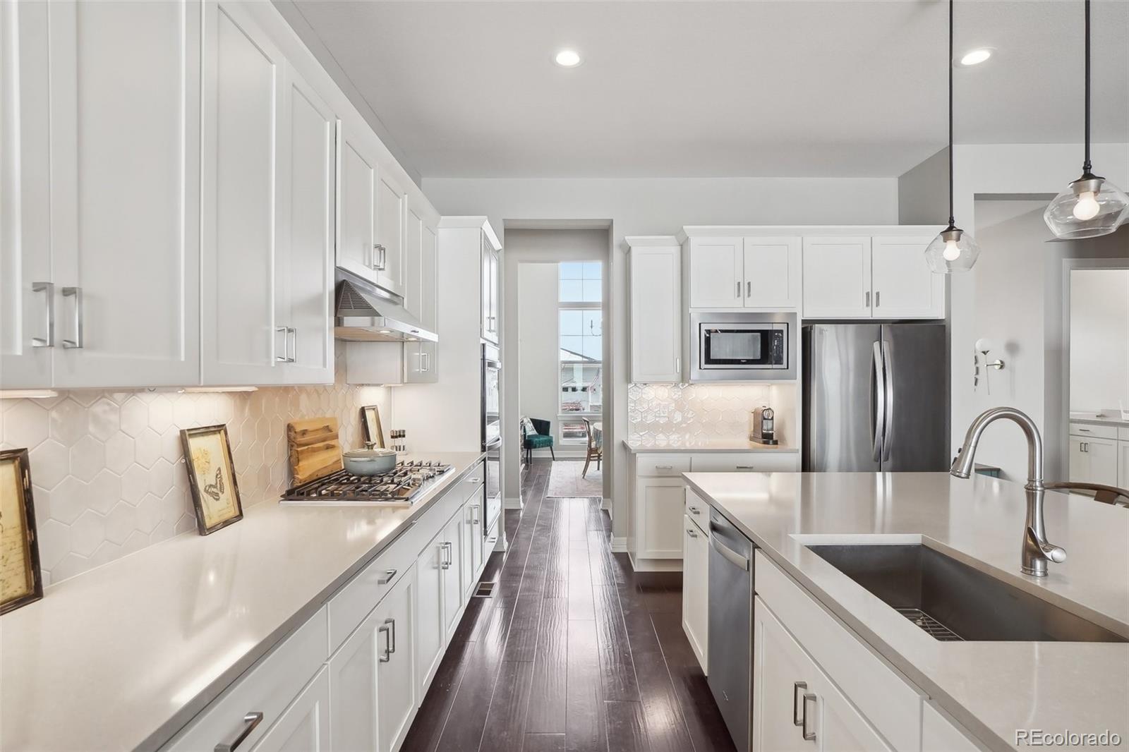 5622 Shadescale Way