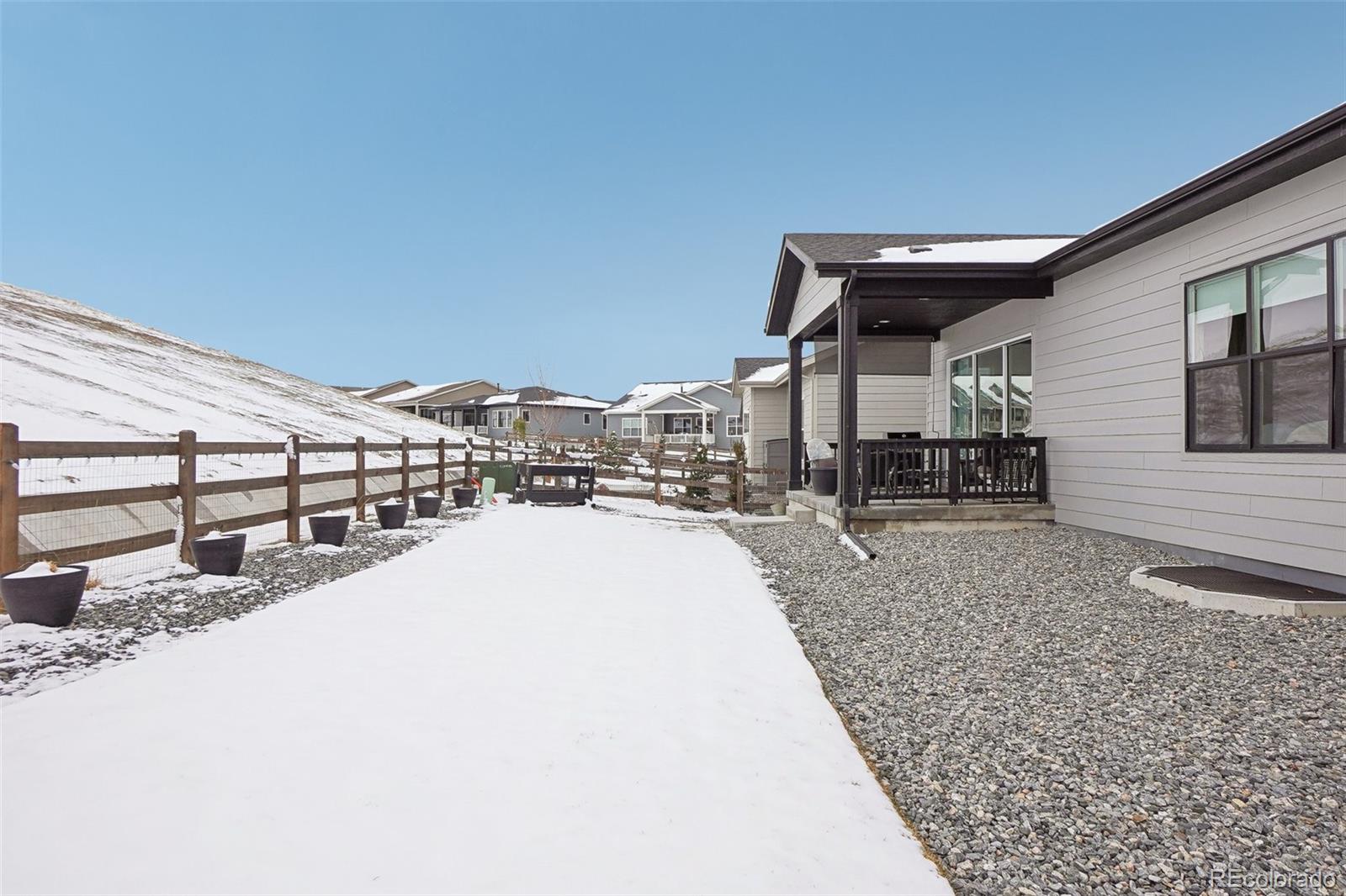 5622 Shadescale Way