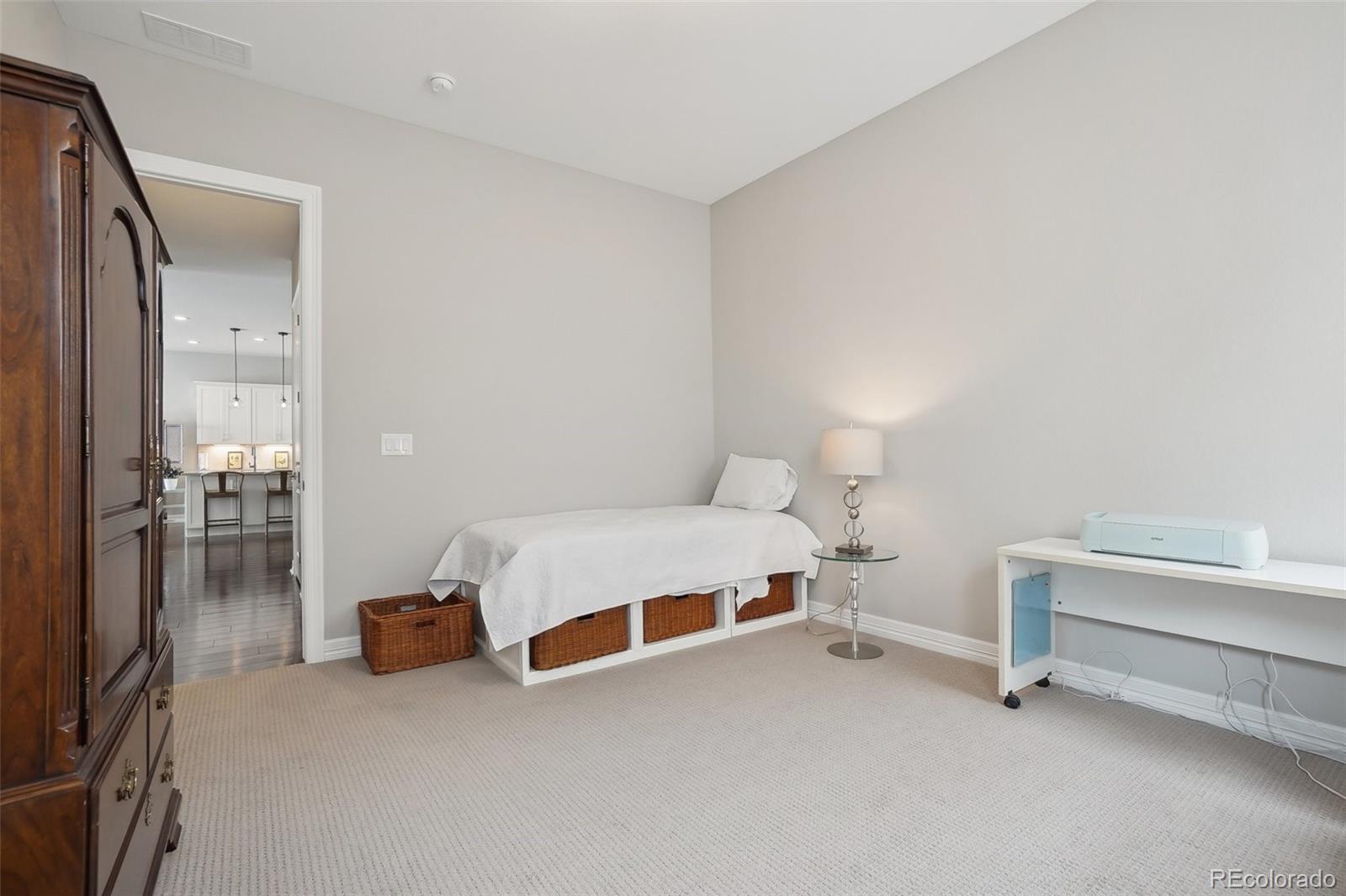 5622 Shadescale Way