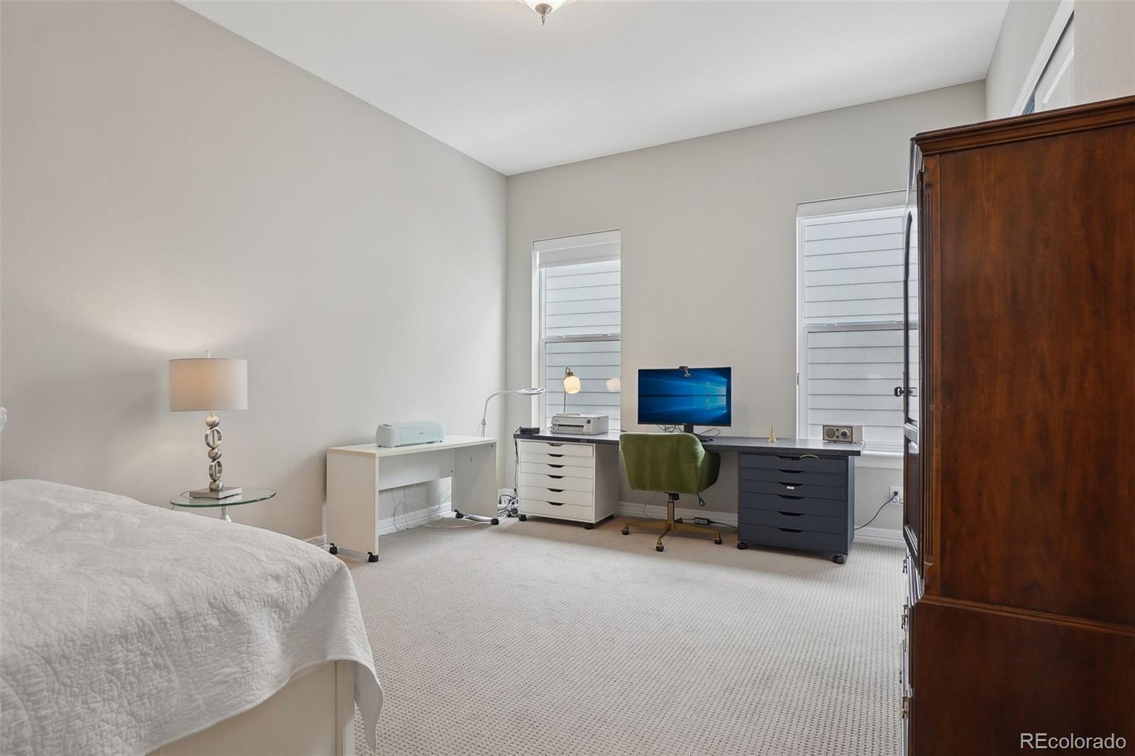 5622 Shadescale Way