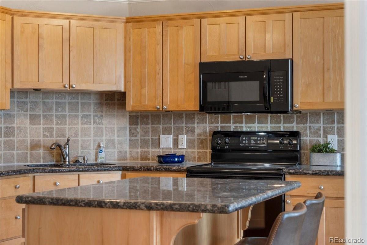 1301 Speer Boulevard Unit: 809