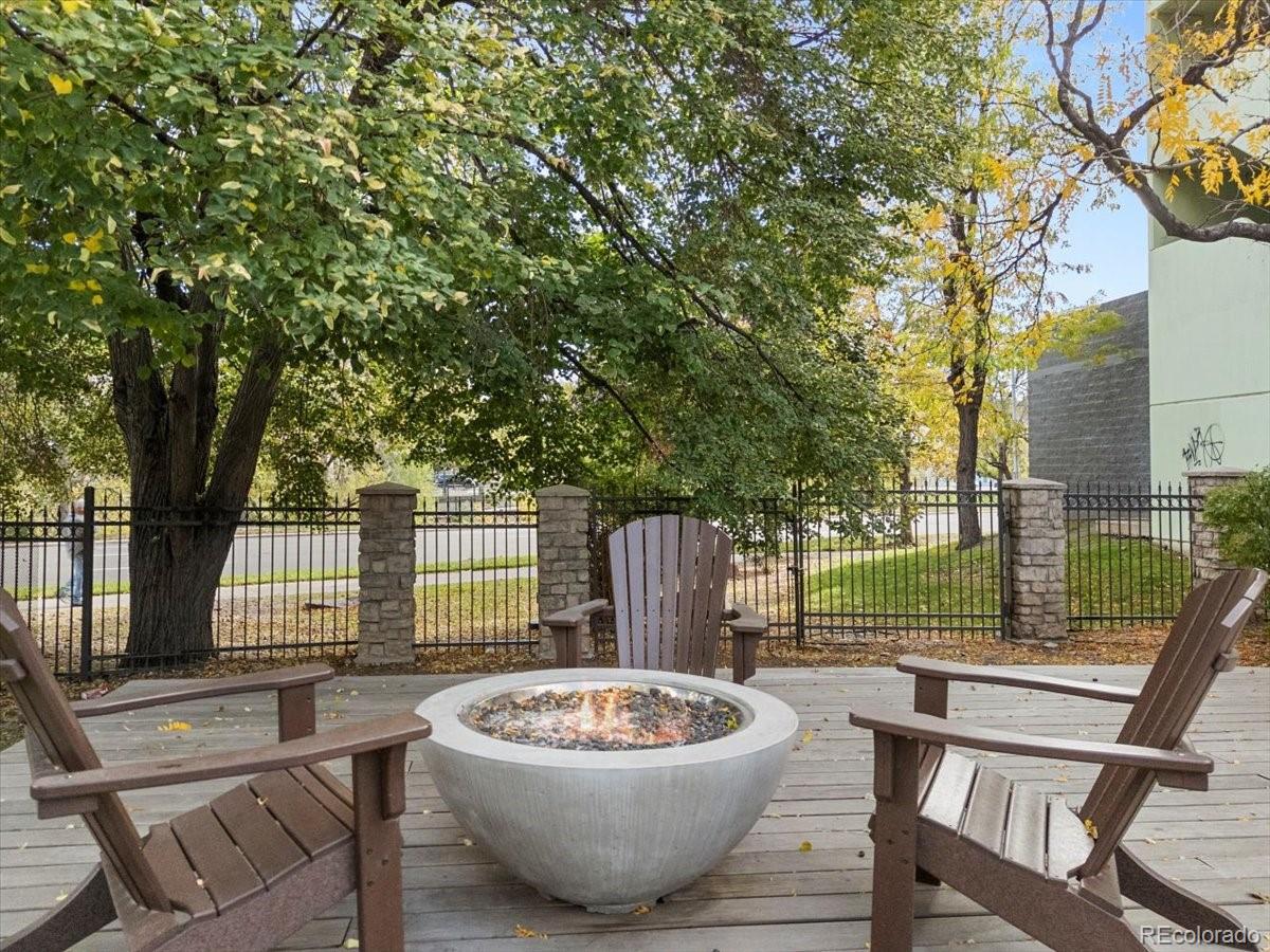 1301 Speer Boulevard Unit: 809