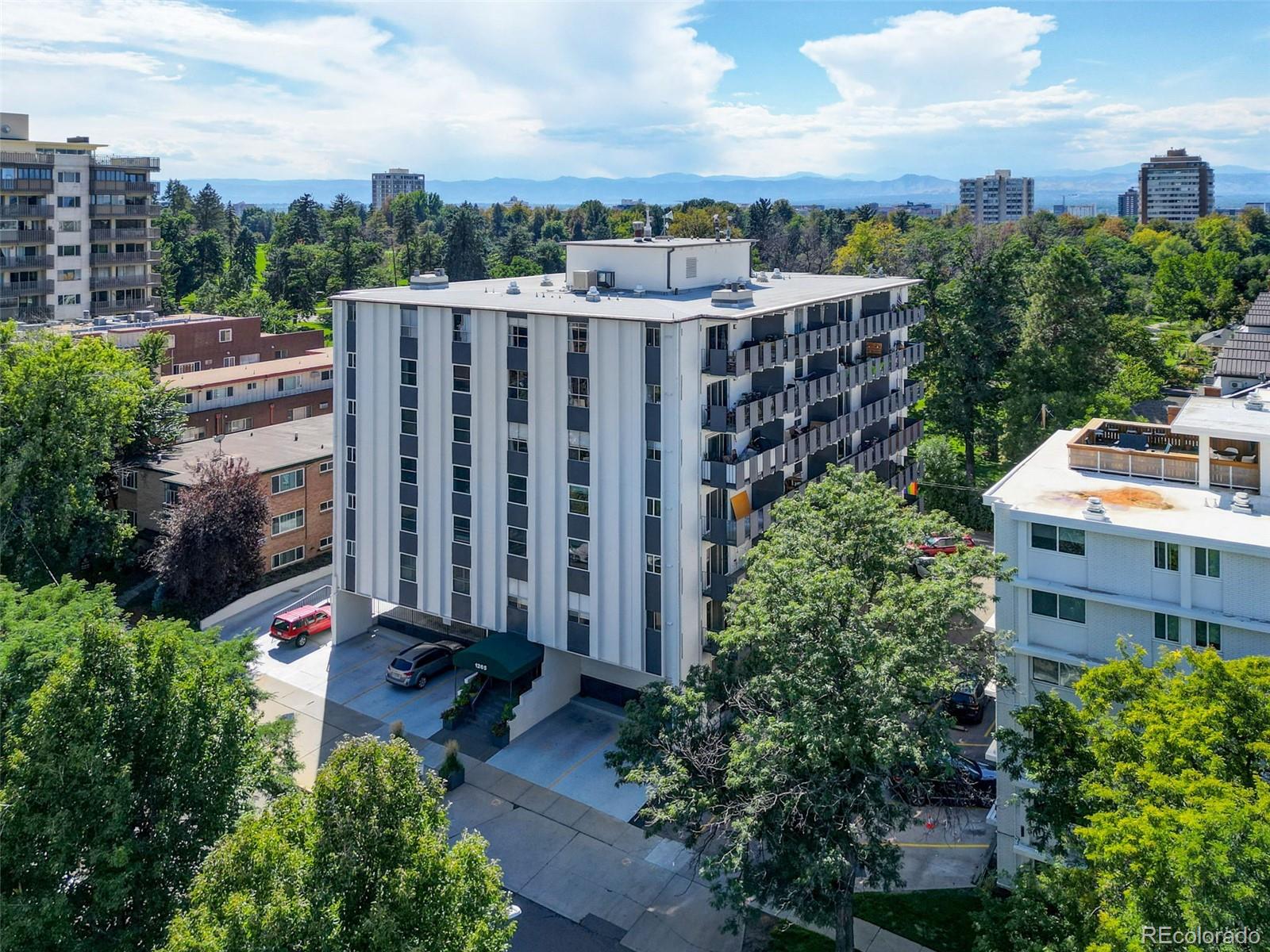 1265 Race Street Unit: 208