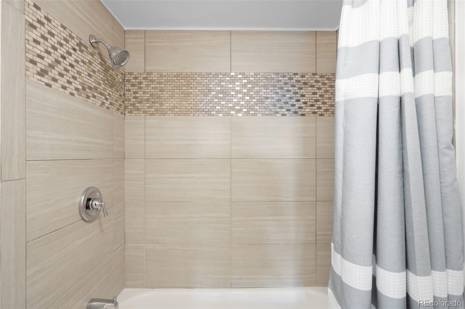 1265 Race Street Unit: 208