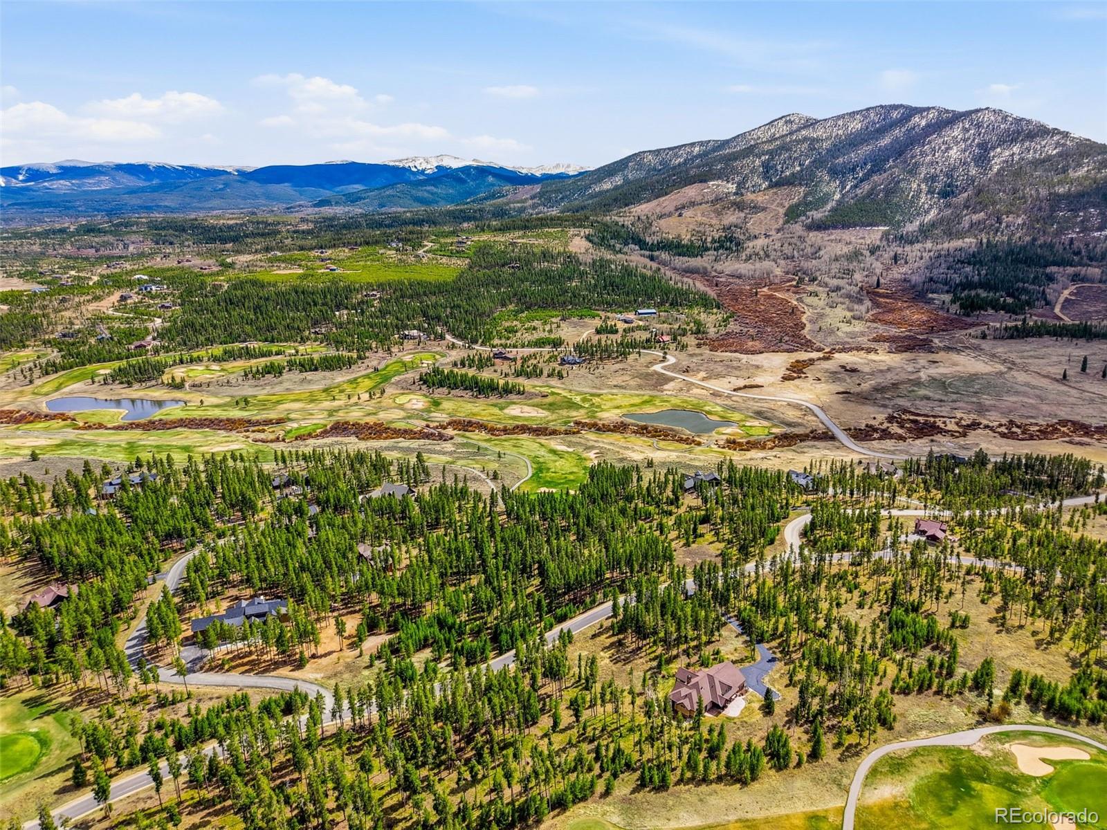 930 GCR 511/Golf Course Circle