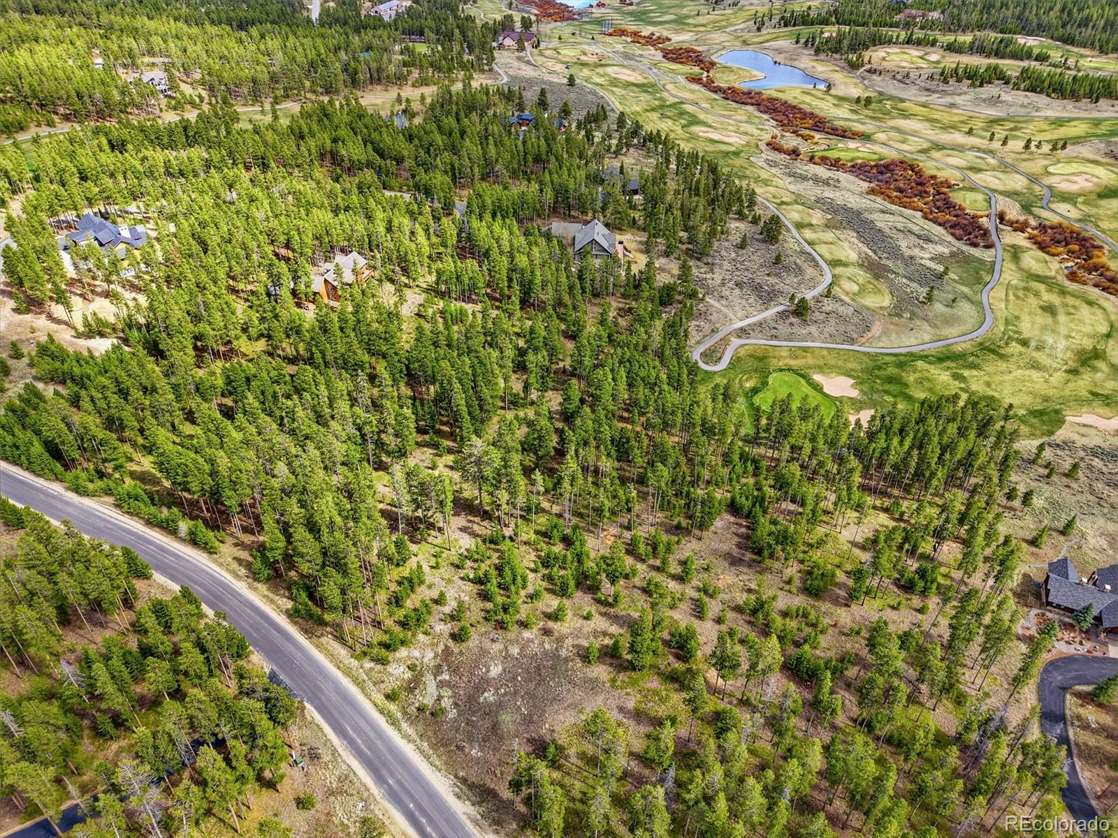 930 GCR 511/Golf Course Circle