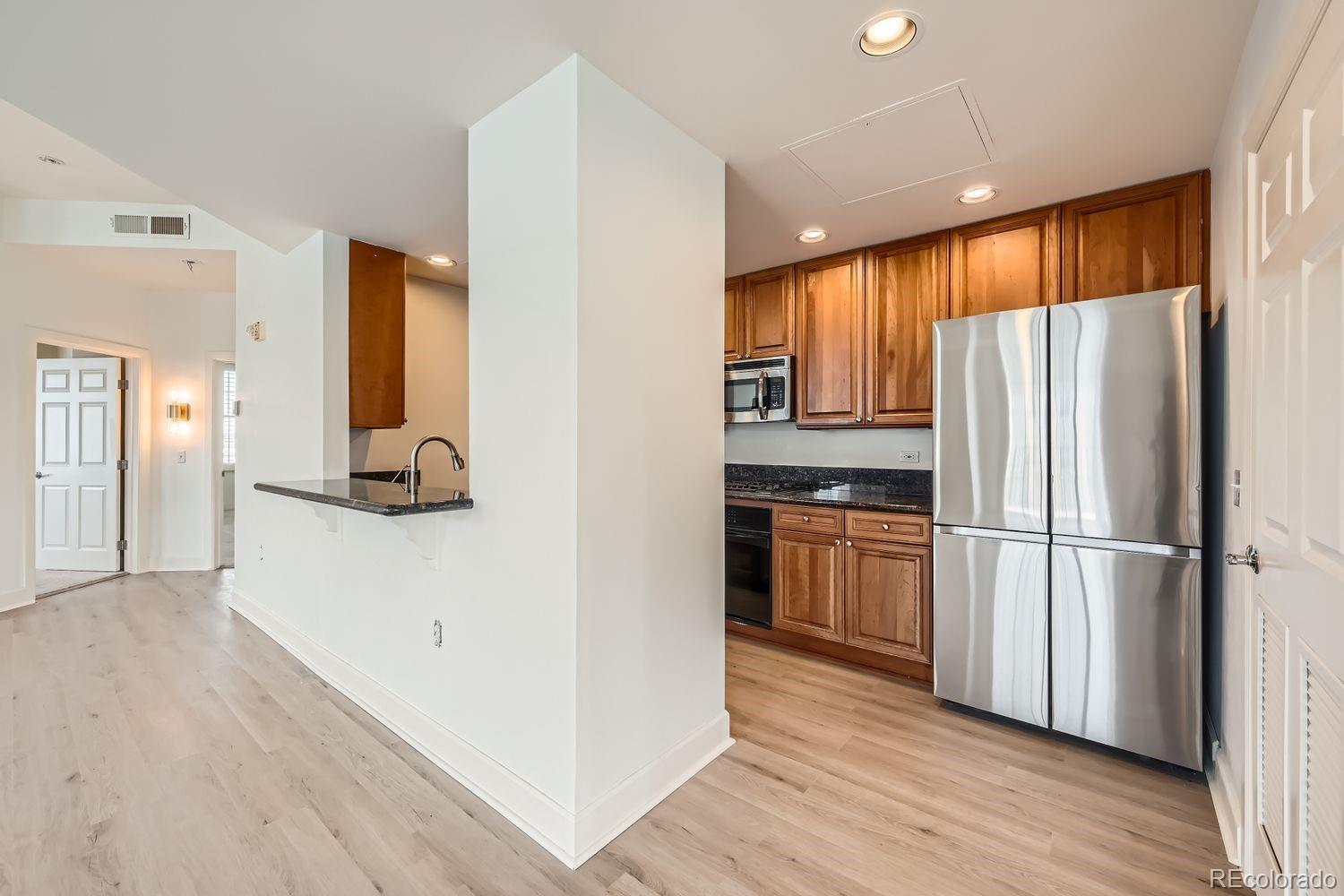 475 W 12th Avenue Unit: 9A