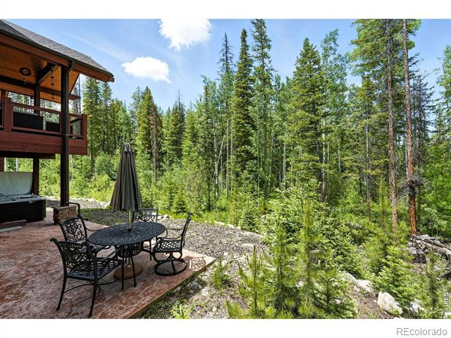 65 Lake Trail Court