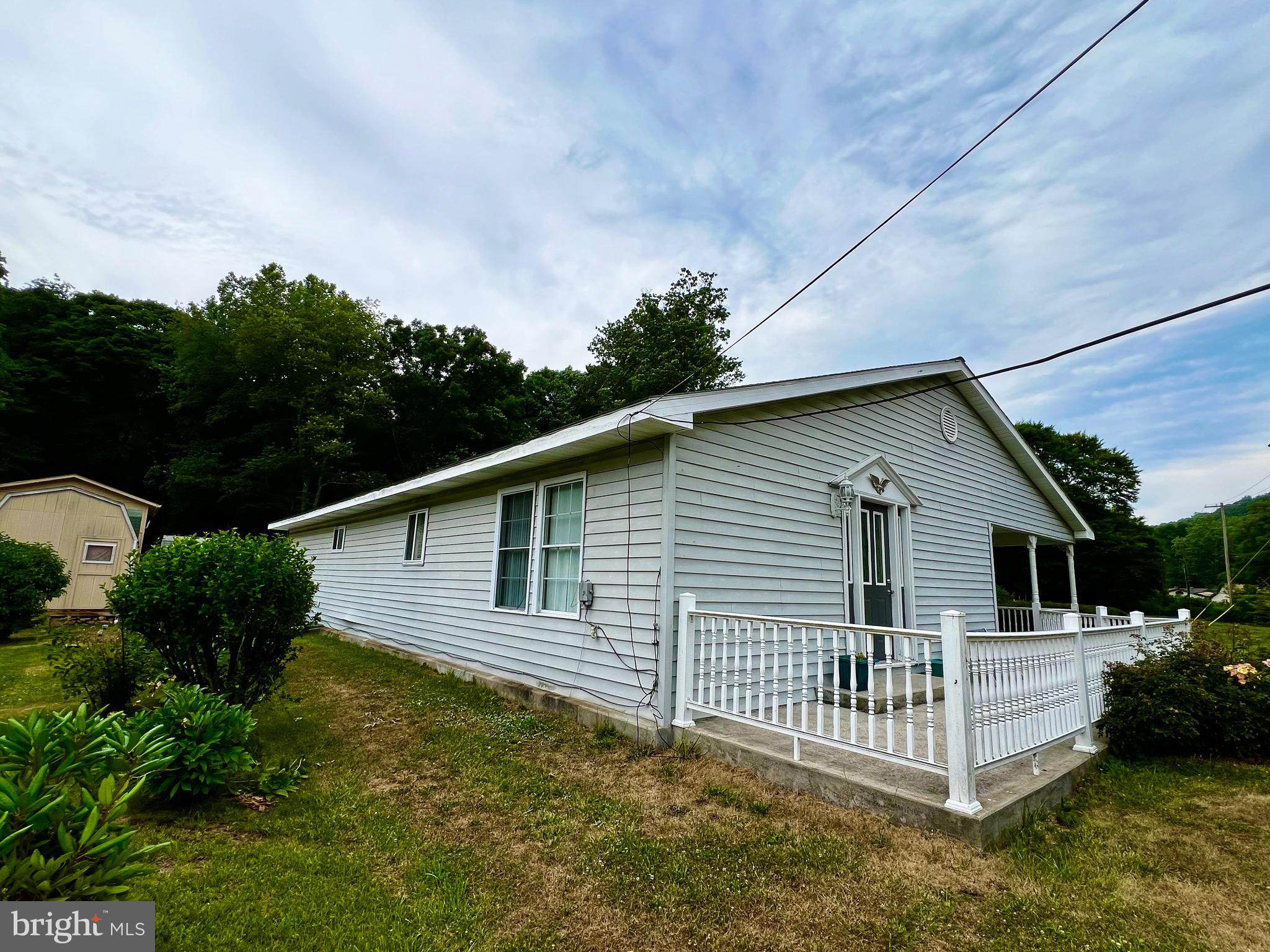 20413 Lower Georges Creek Rd SW
