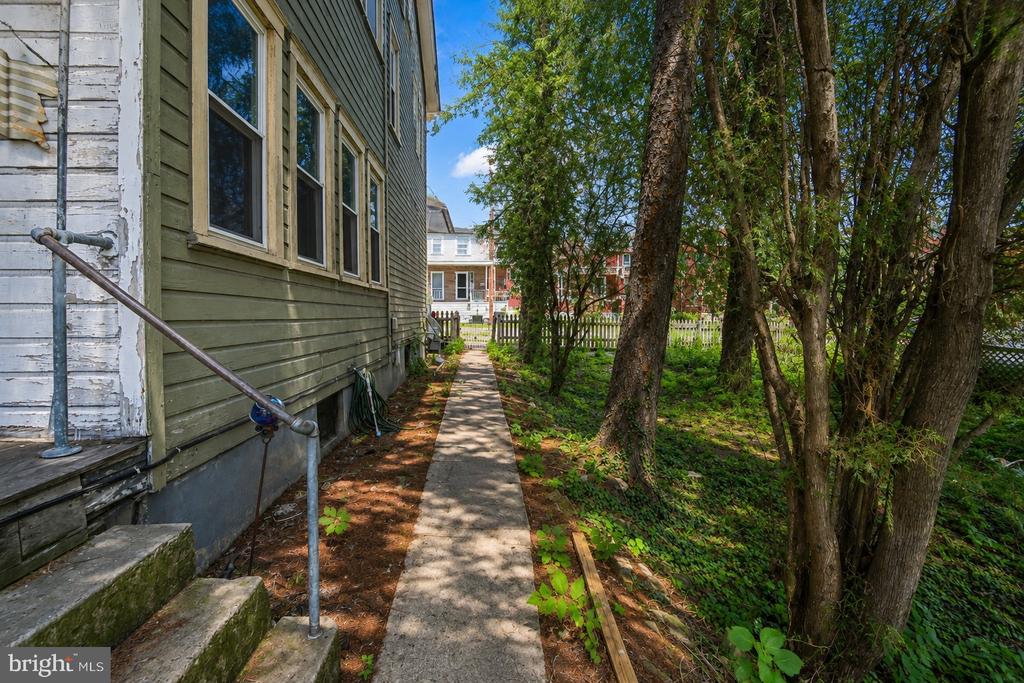 608 COLUMBIA AVENUE