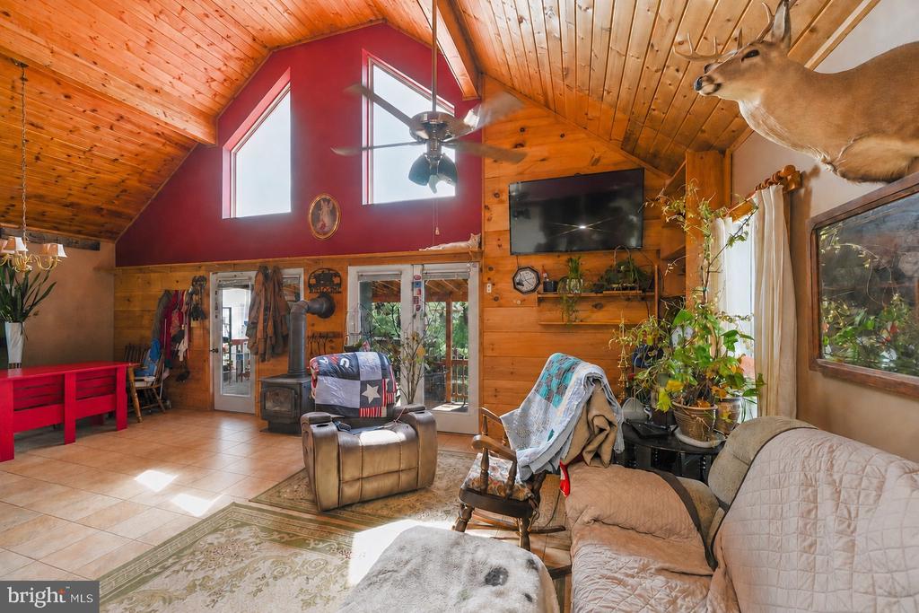14700 MARTINS MOUNTAIN LANE