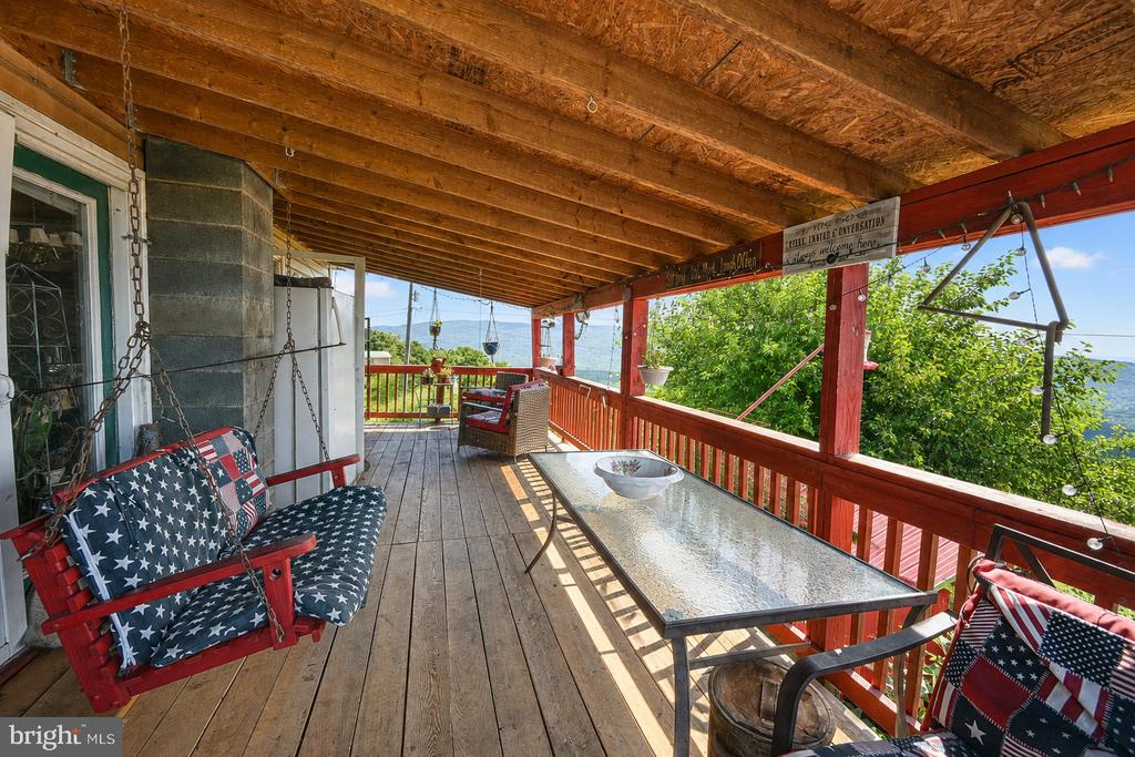 14700 MARTINS MOUNTAIN LANE