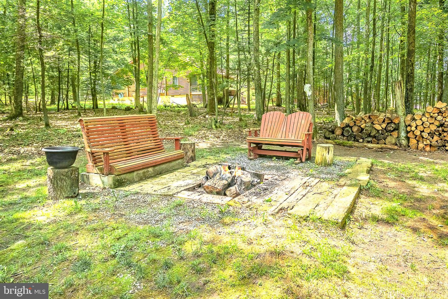 223 Wooded Ridge Rd