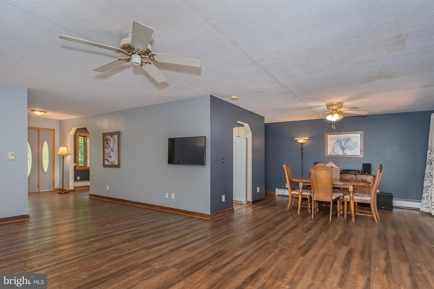 223 Wooded Ridge Rd