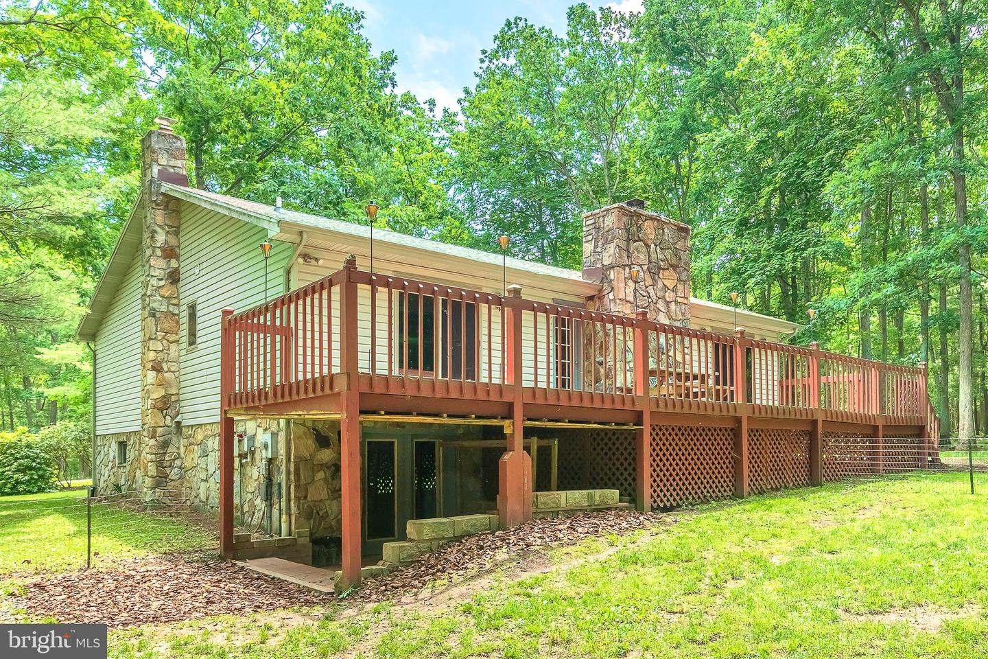 223 Wooded Ridge Rd