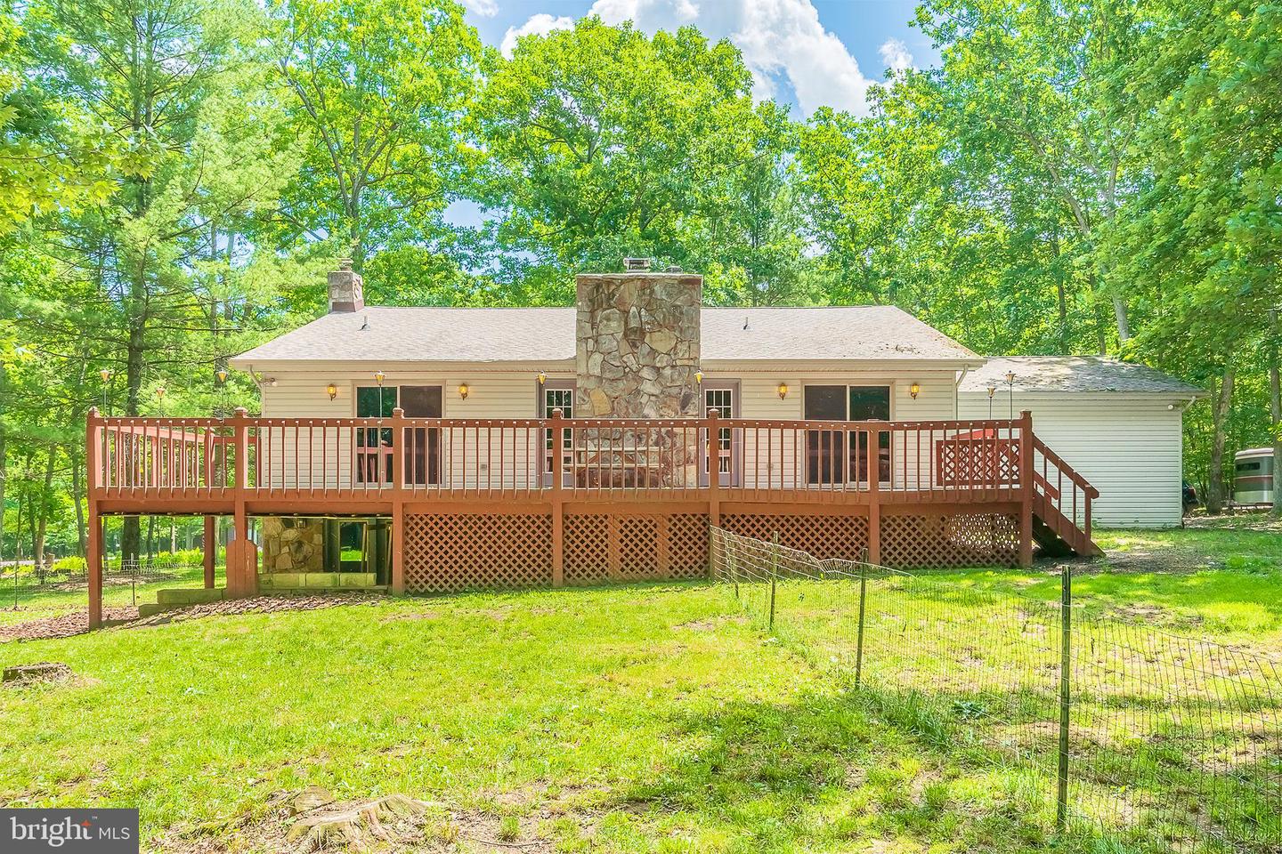 223 Wooded Ridge Rd