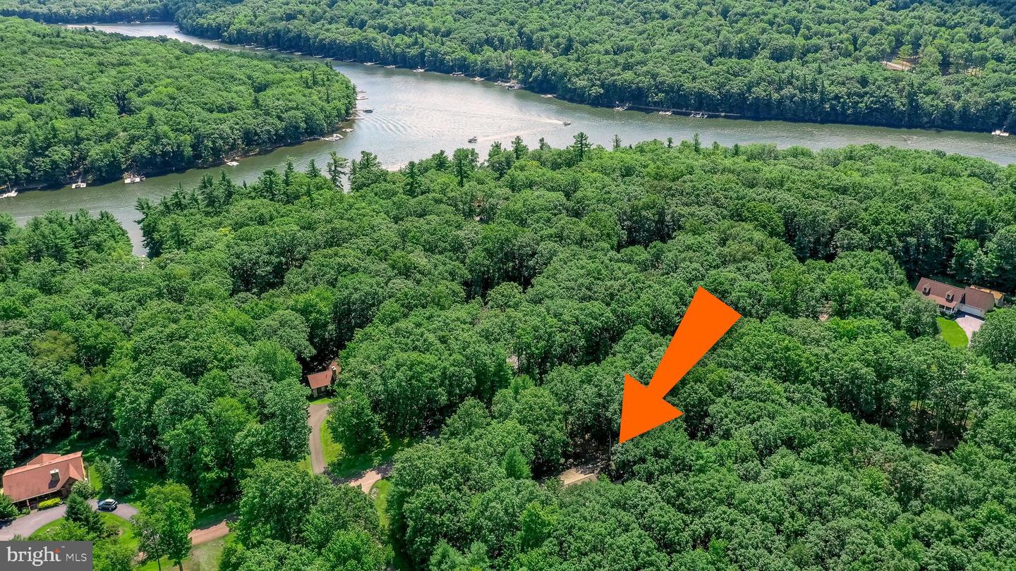 223 Wooded Ridge Rd