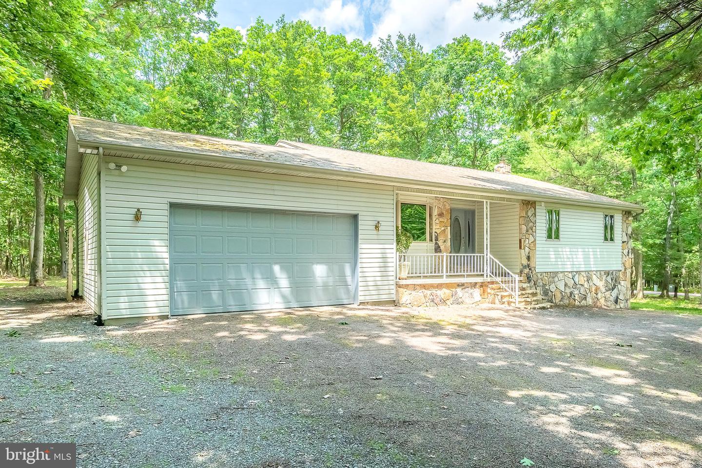 223 Wooded Ridge Rd
