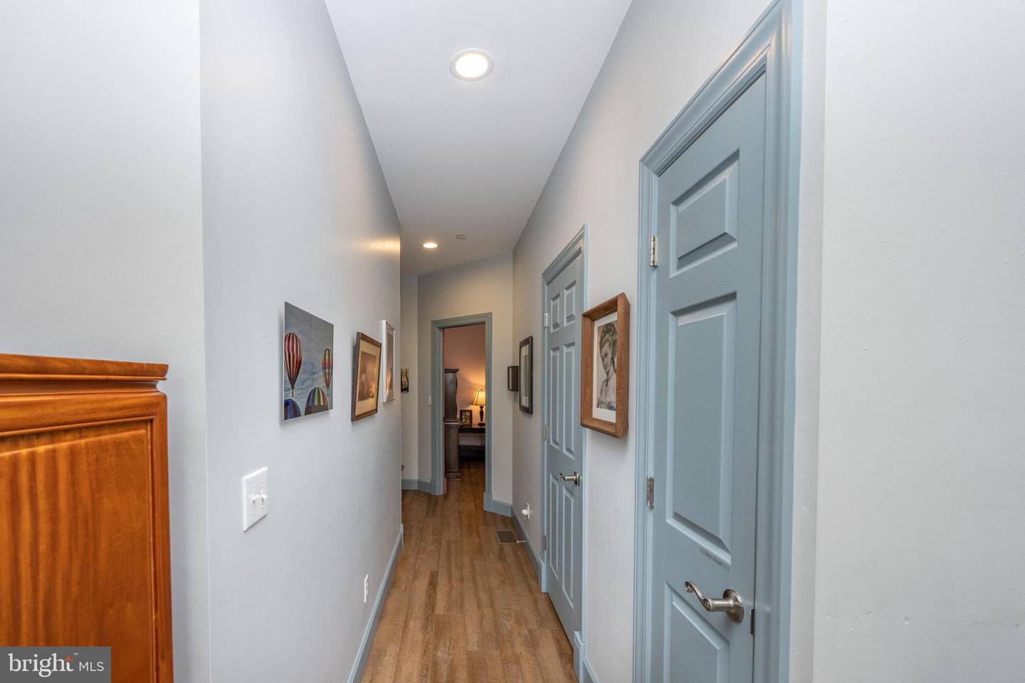 96 Glendale Woods Rd