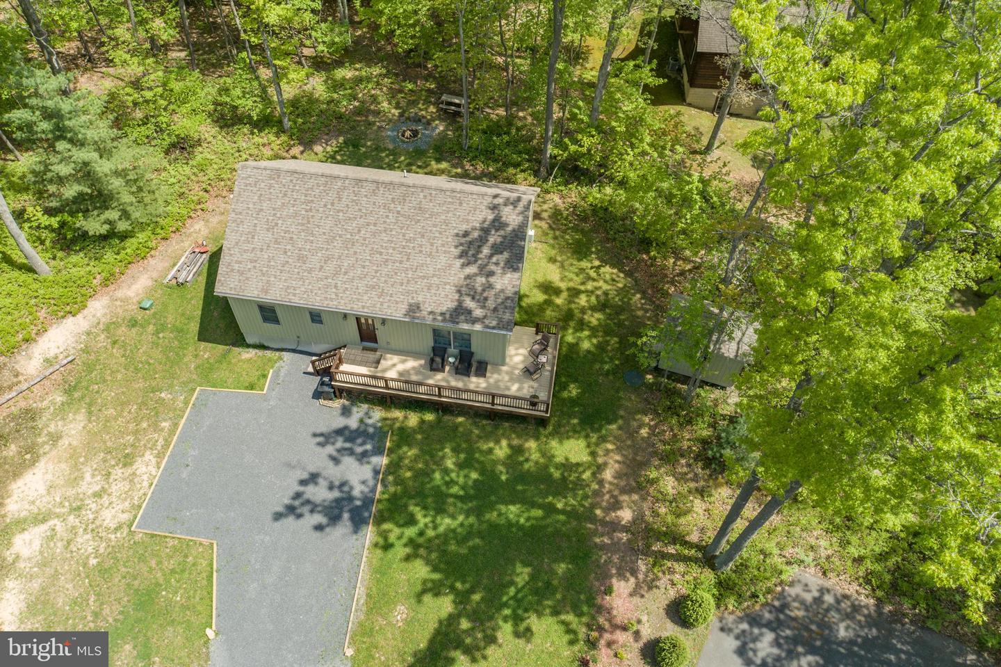 96 Glendale Woods Rd
