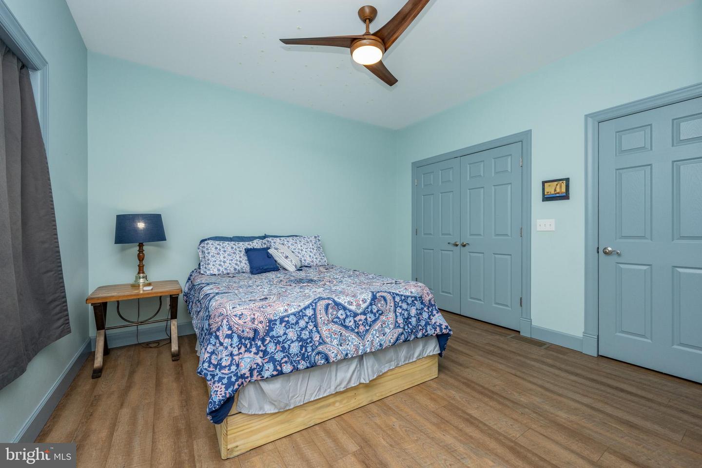 96 Glendale Woods Rd