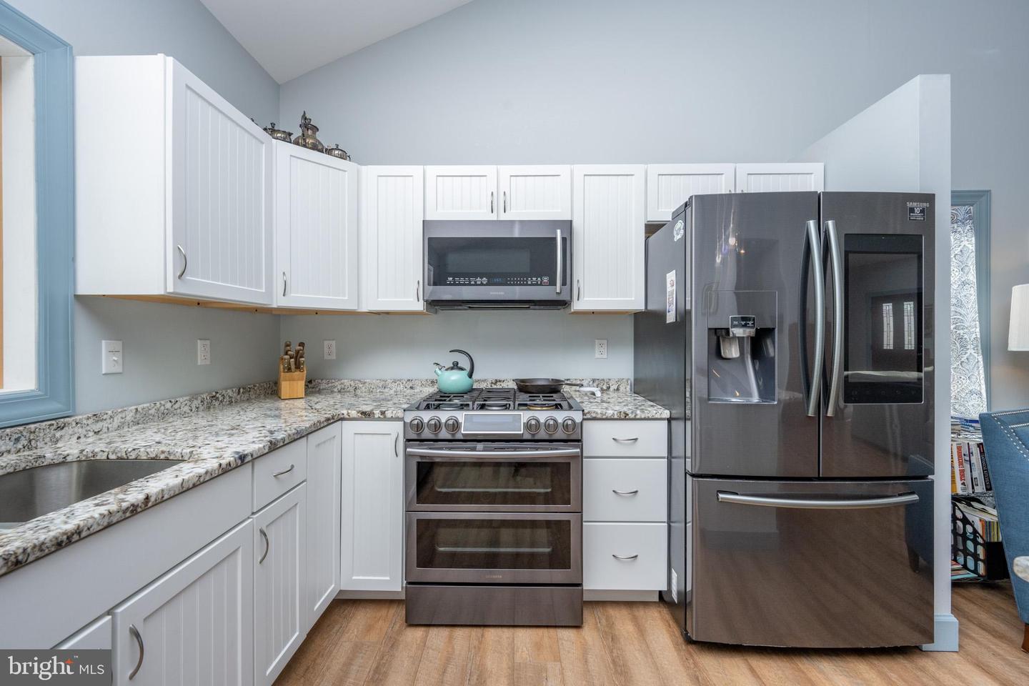 96 Glendale Woods Rd