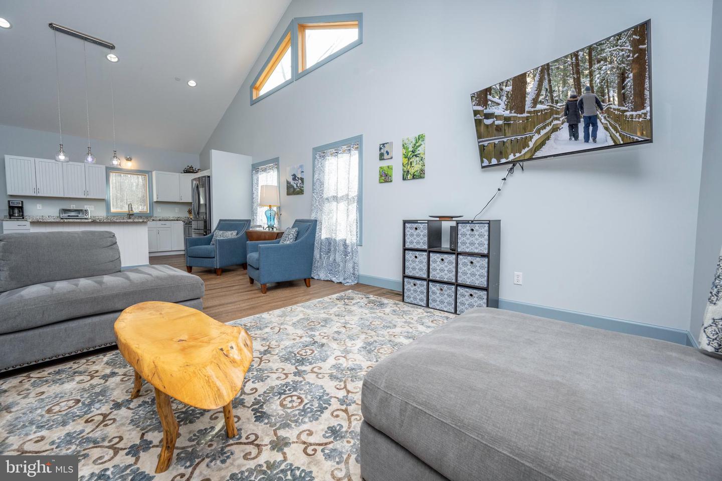 96 Glendale Woods Rd