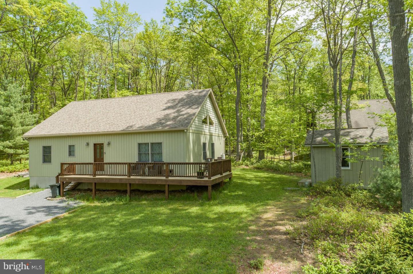 96 Glendale Woods Rd