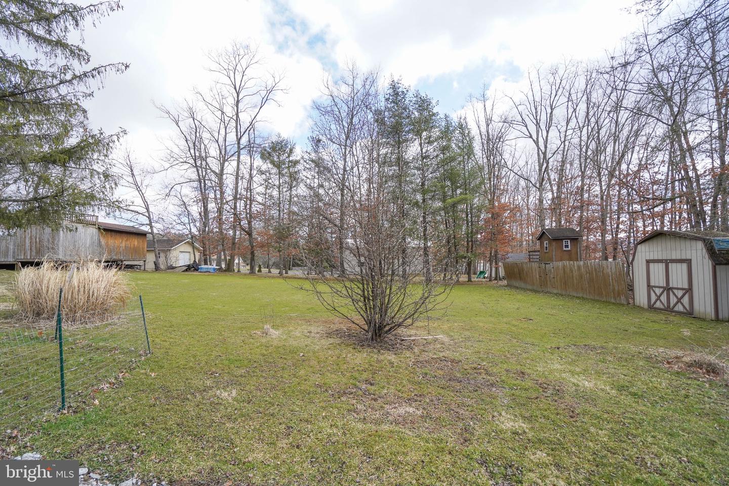116 S Oakhall Dr