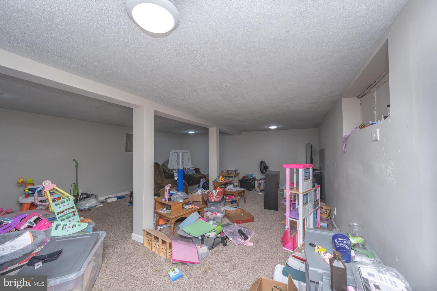 138 Walnut St