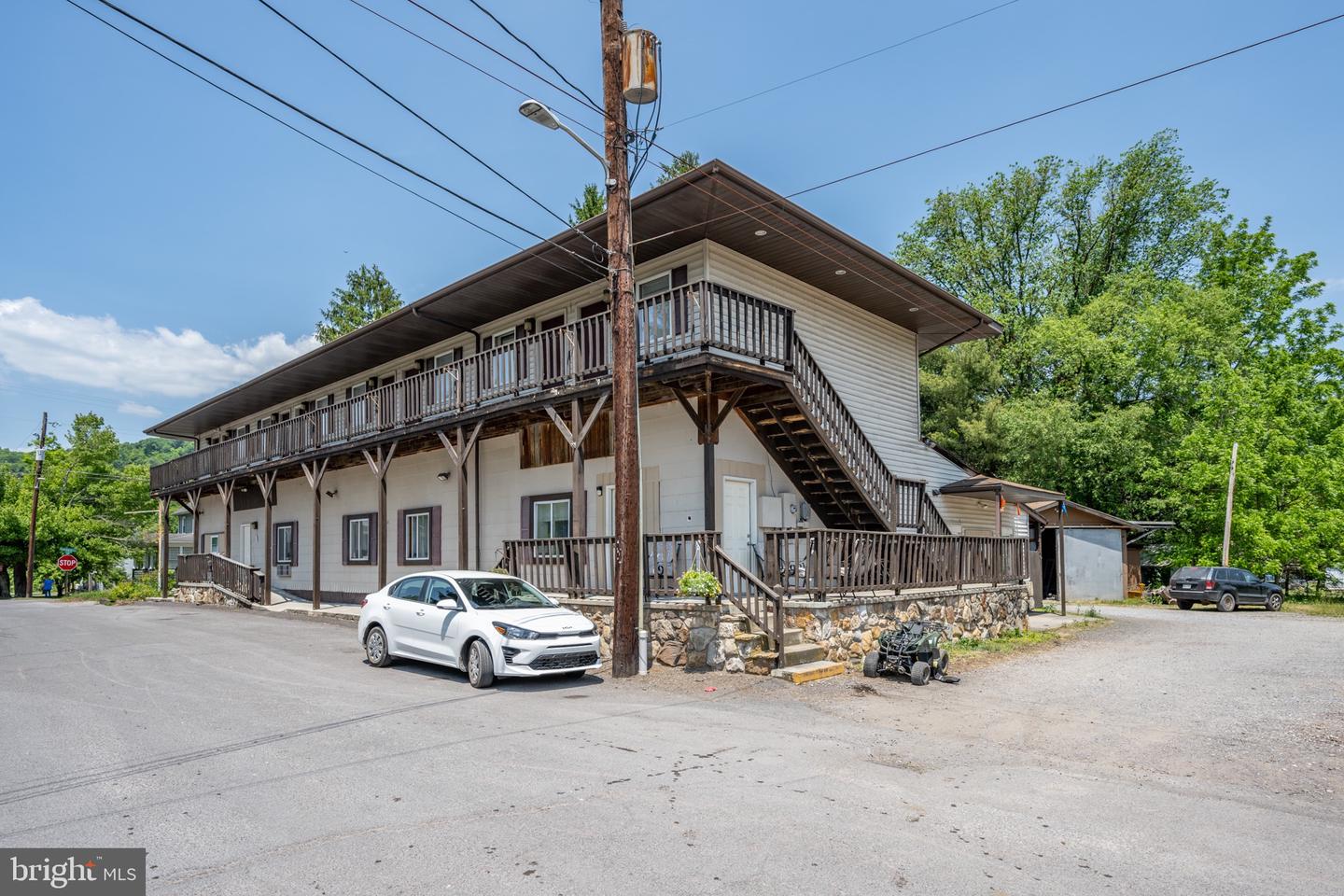 138 Walnut St