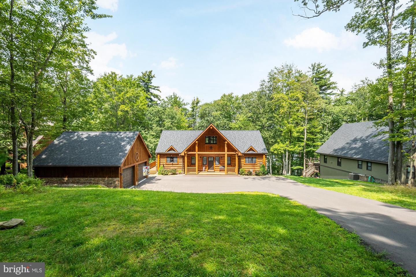 272 N Shoreline Dr