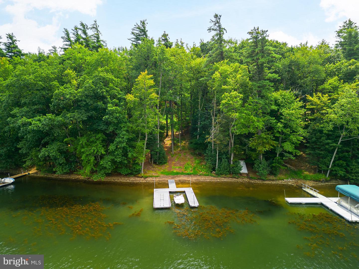 272 N Shoreline Dr