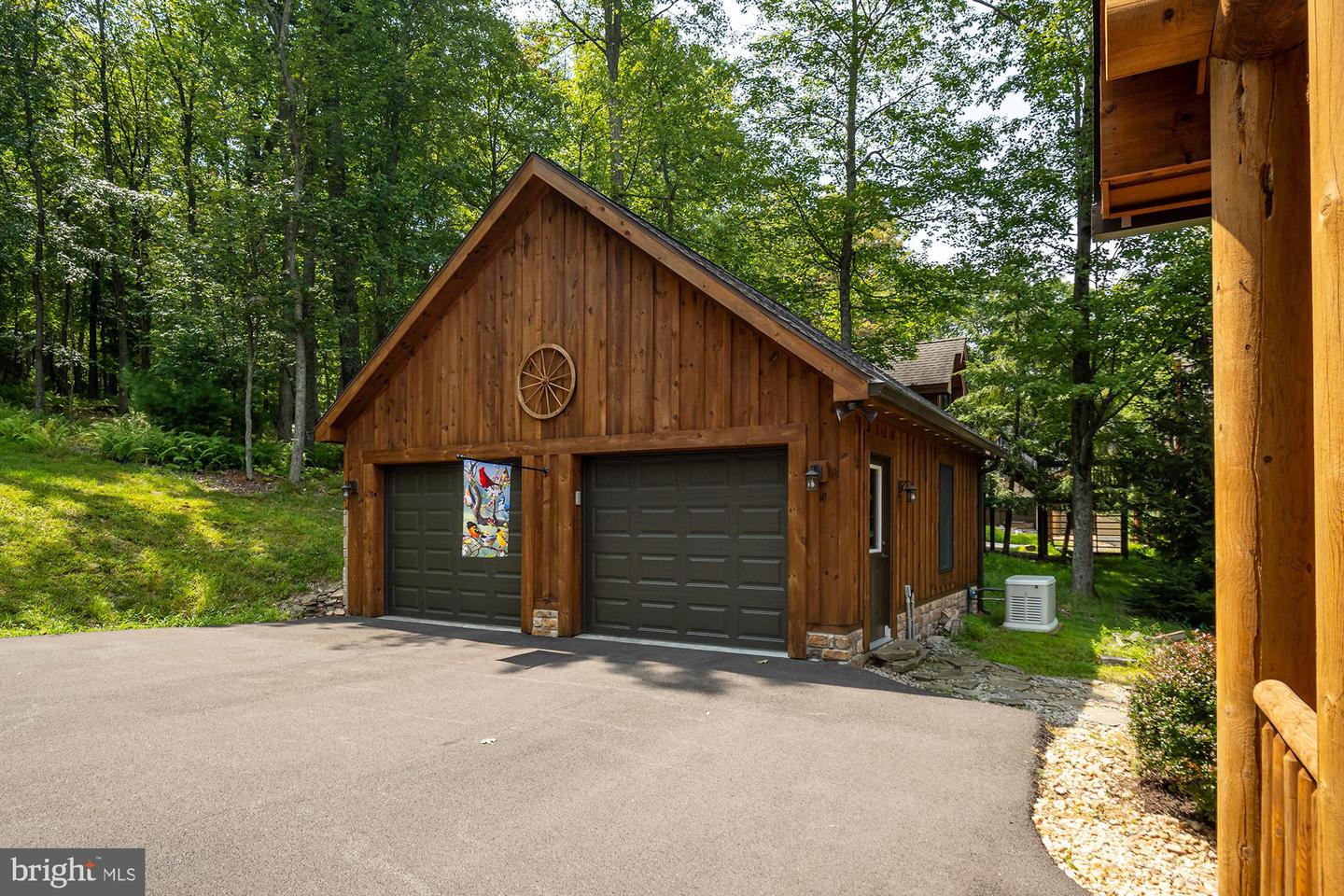 272 N Shoreline Dr