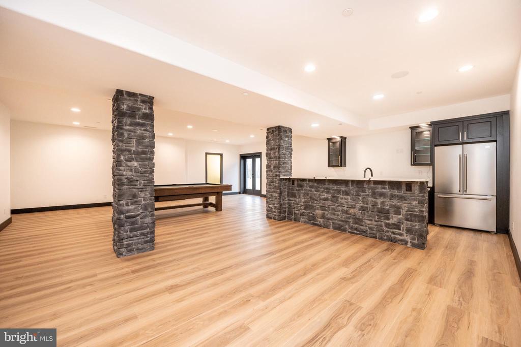 79 Irwin Way