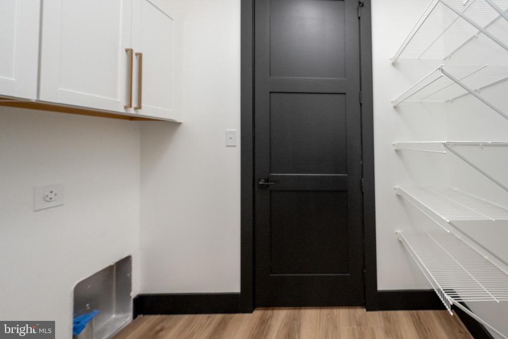 79 Irwin Way