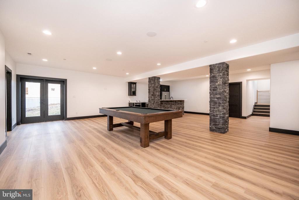 79 Irwin Way