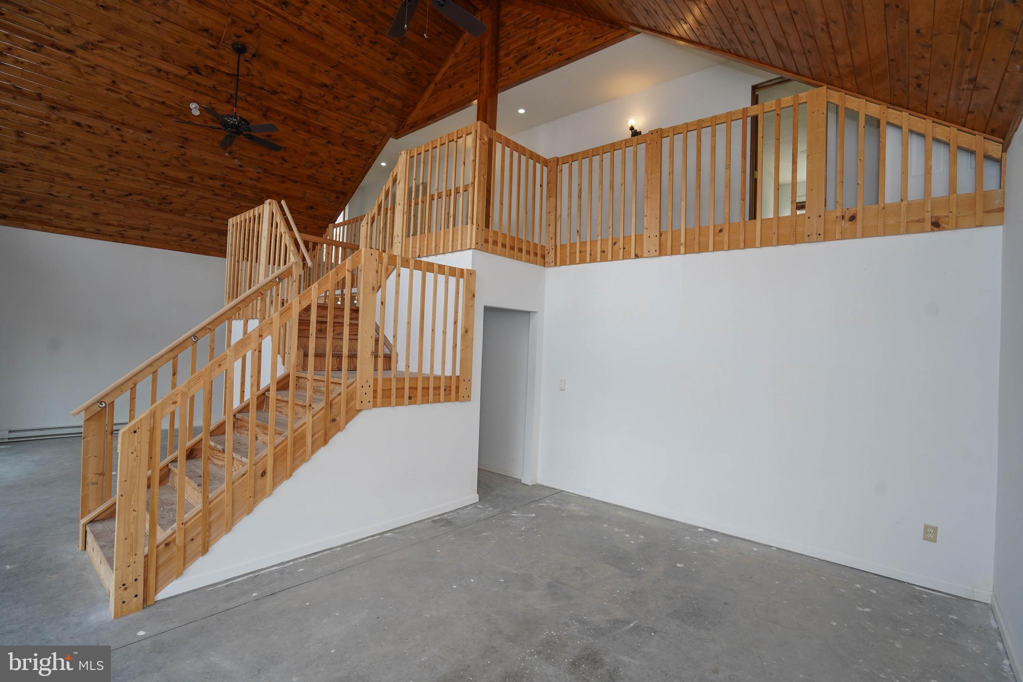 387 Pinnacle Dr