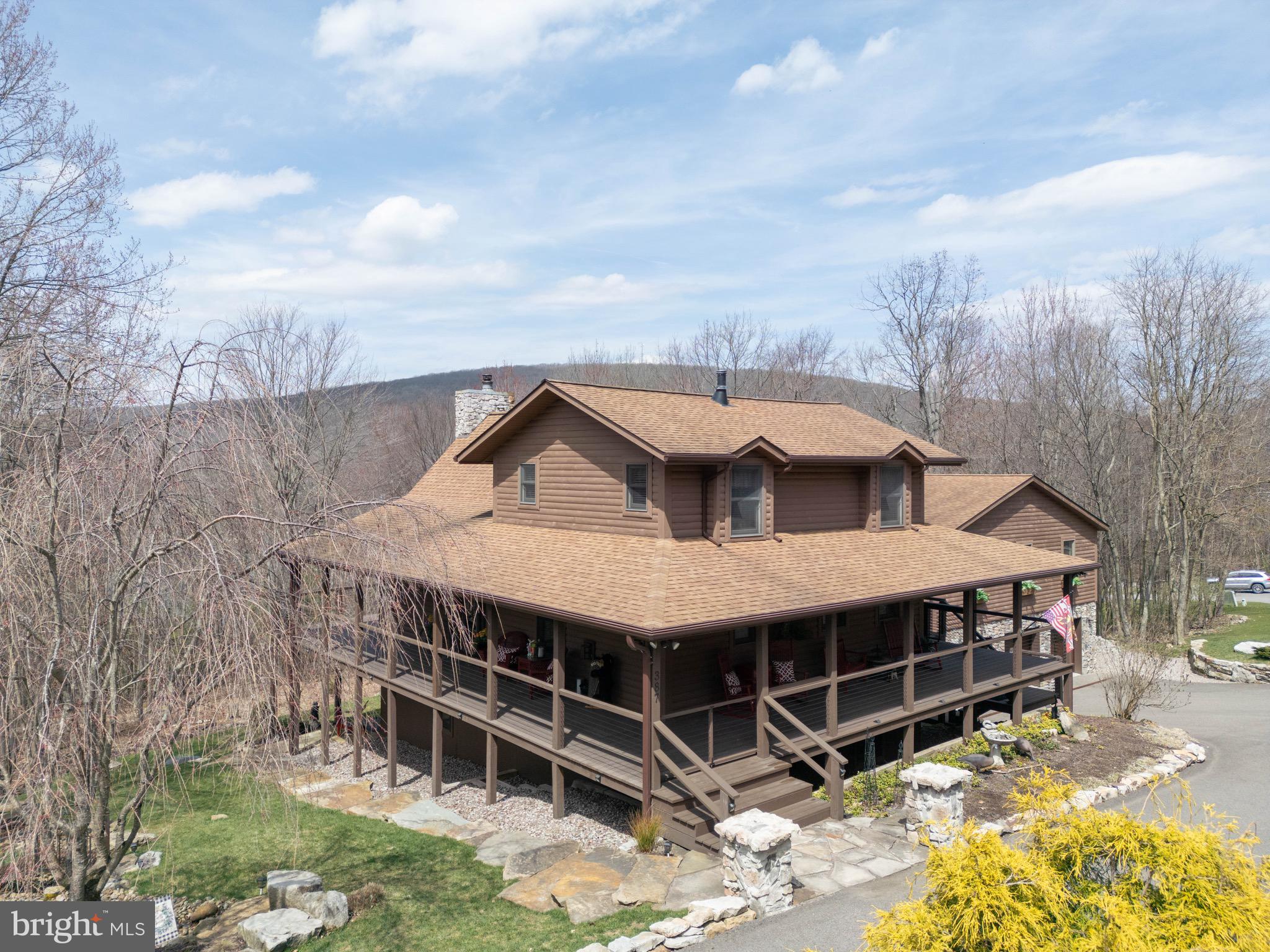 387 Pinnacle Dr