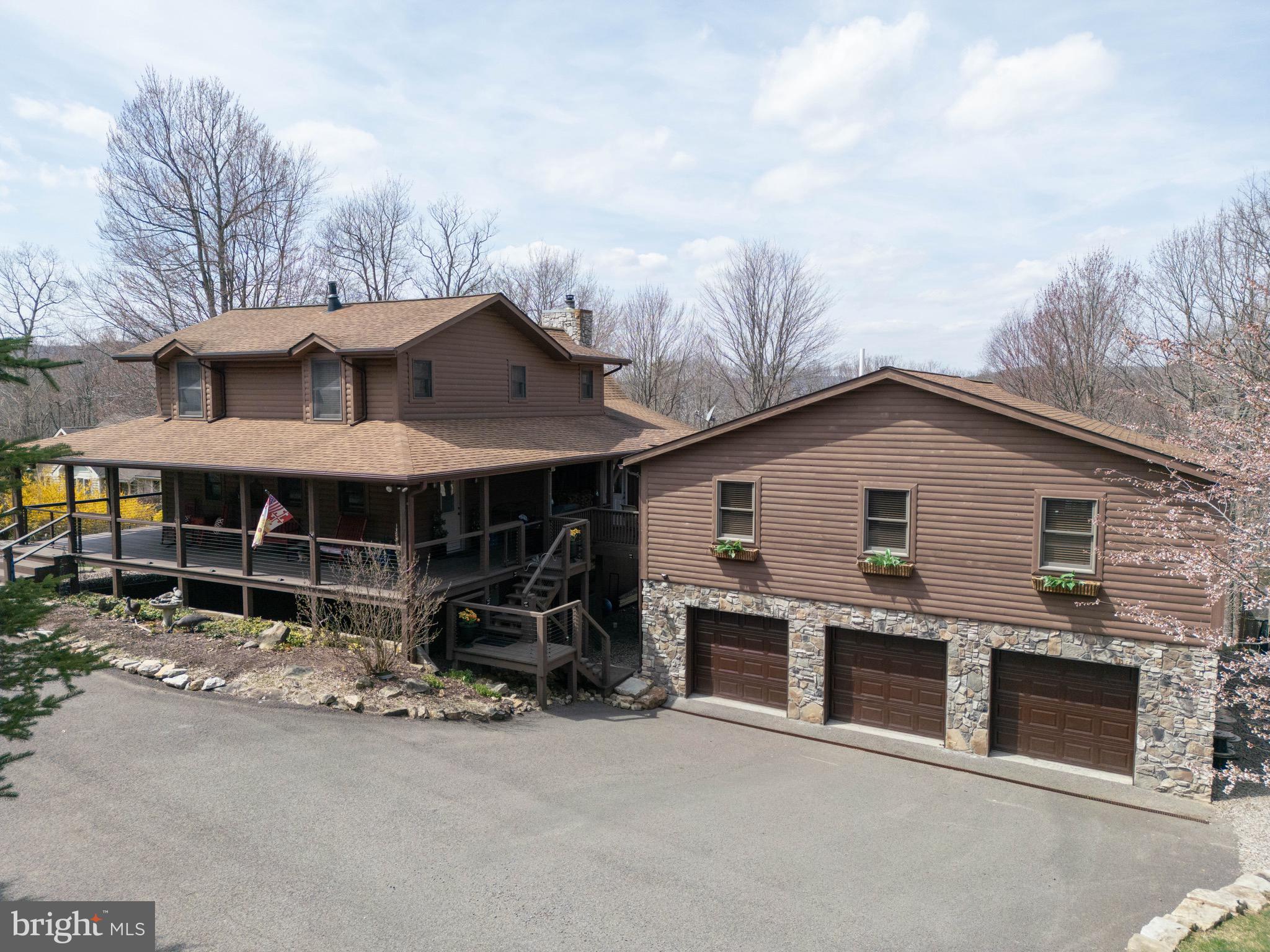 387 Pinnacle Dr