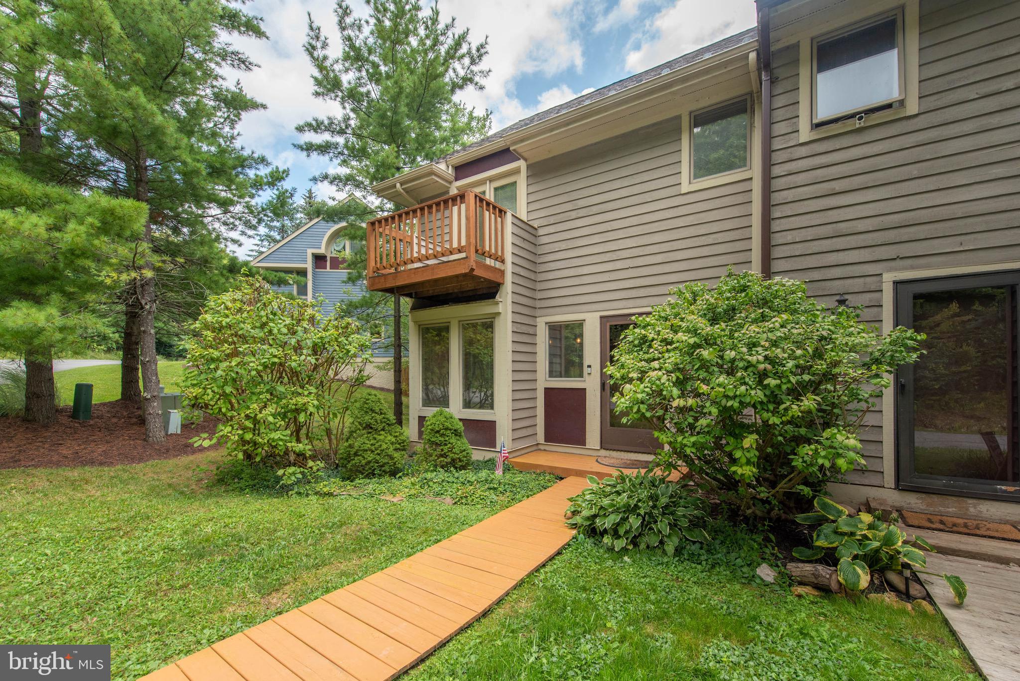 10 Bright Passage Rd #1a
