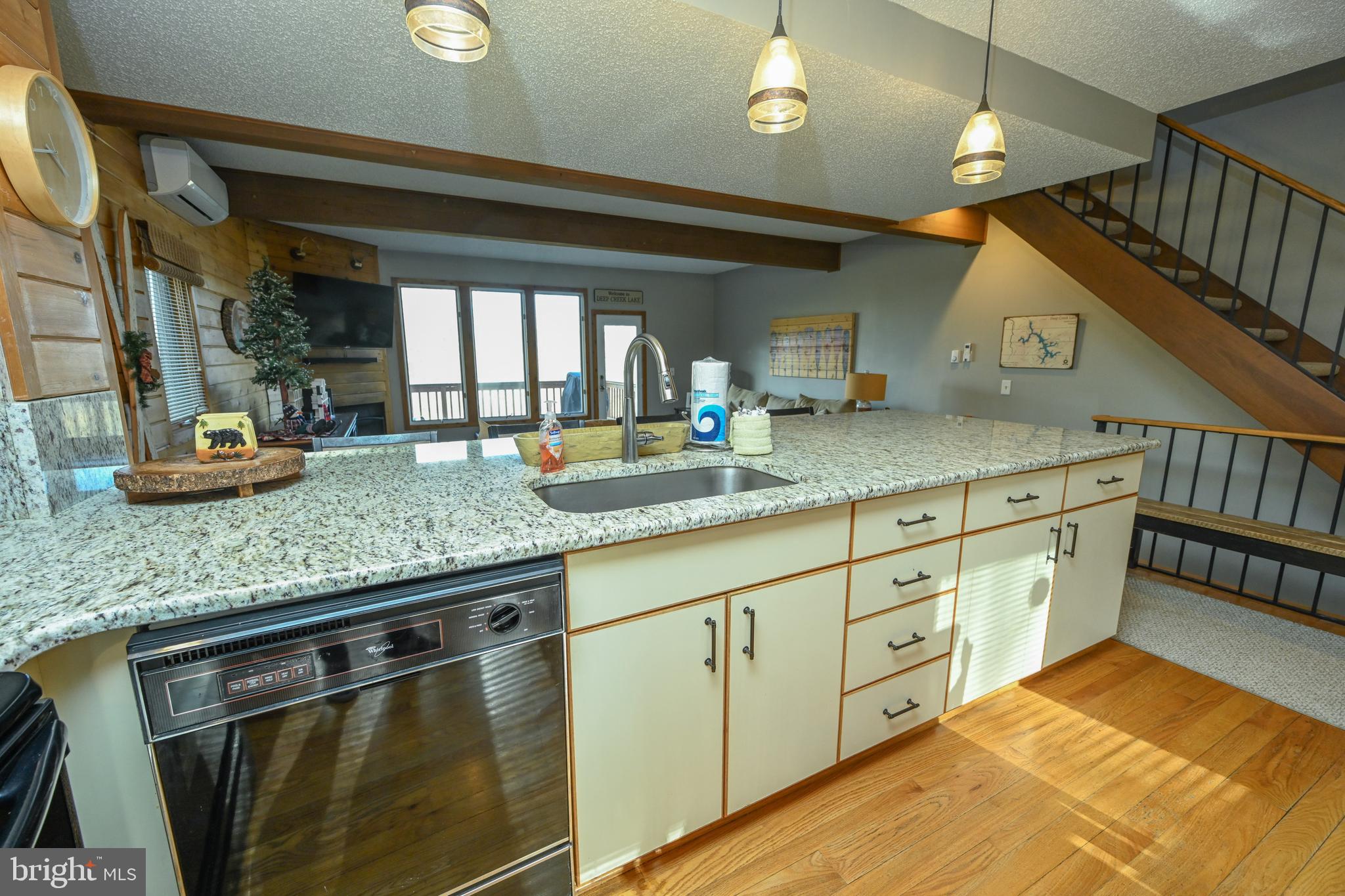 10 Bright Passage Rd #1a