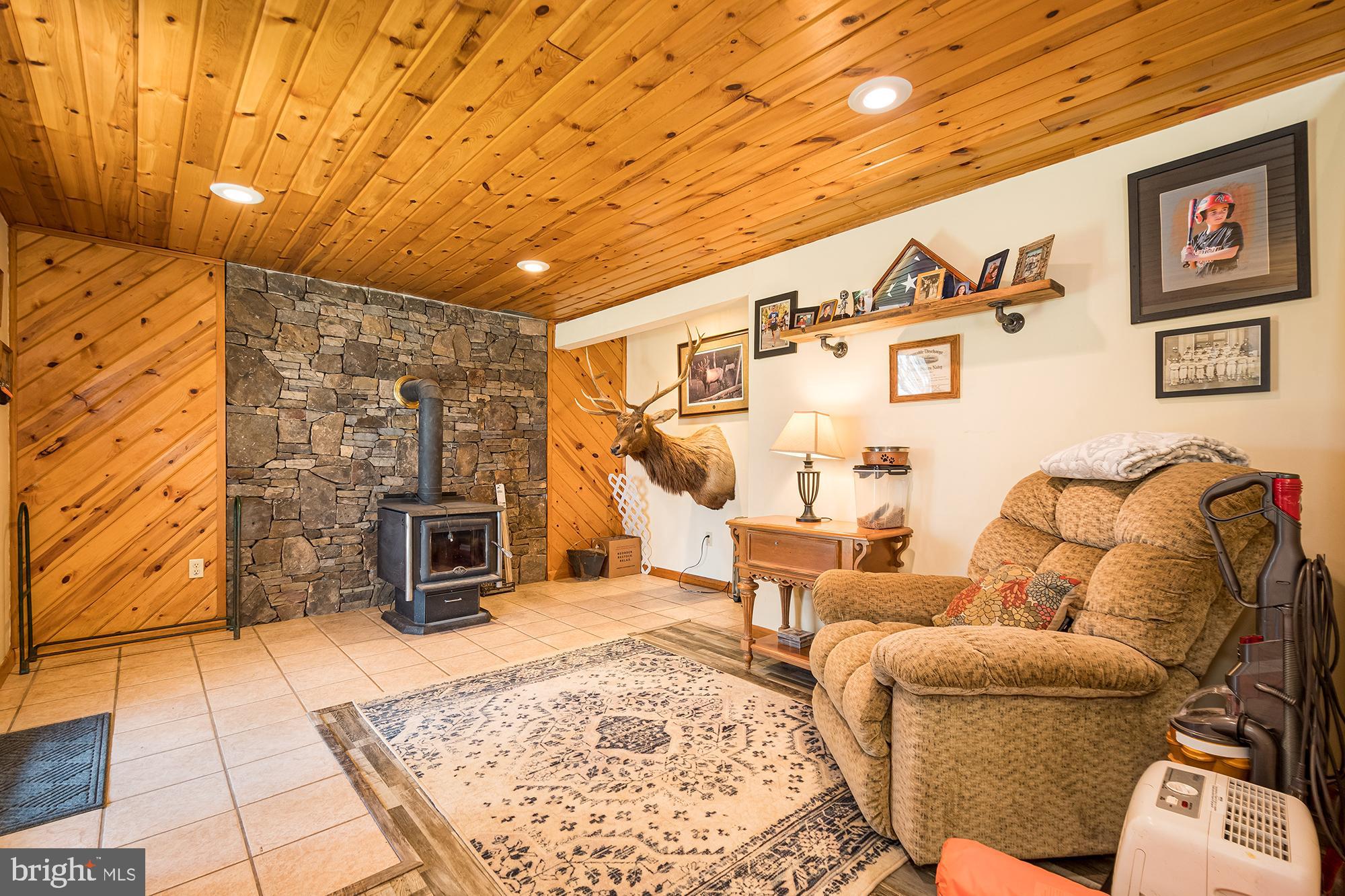 724 Fort Hill Rd