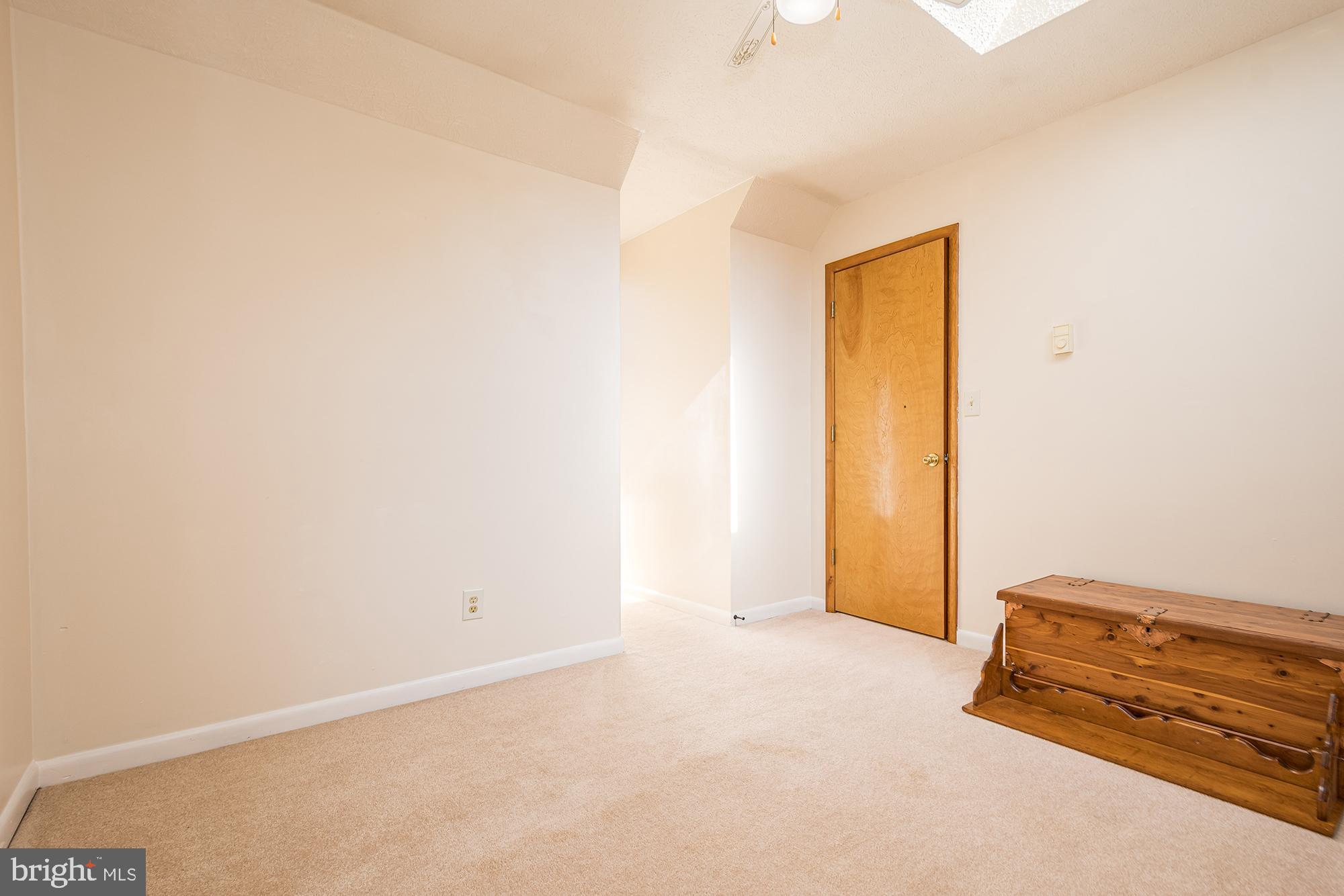 724 Fort Hill Rd