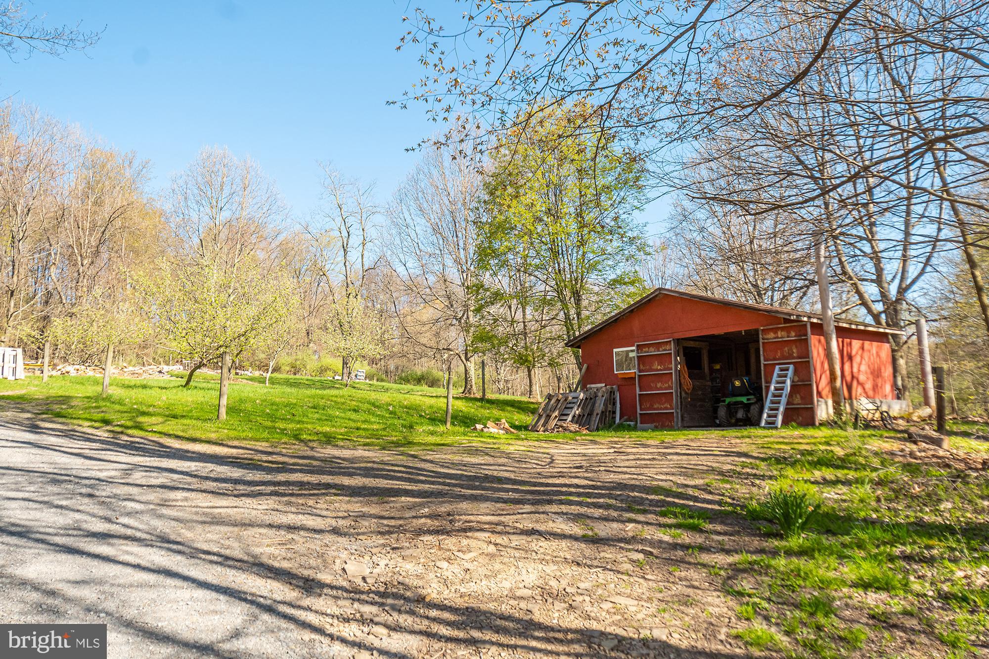 724 Fort Hill Rd