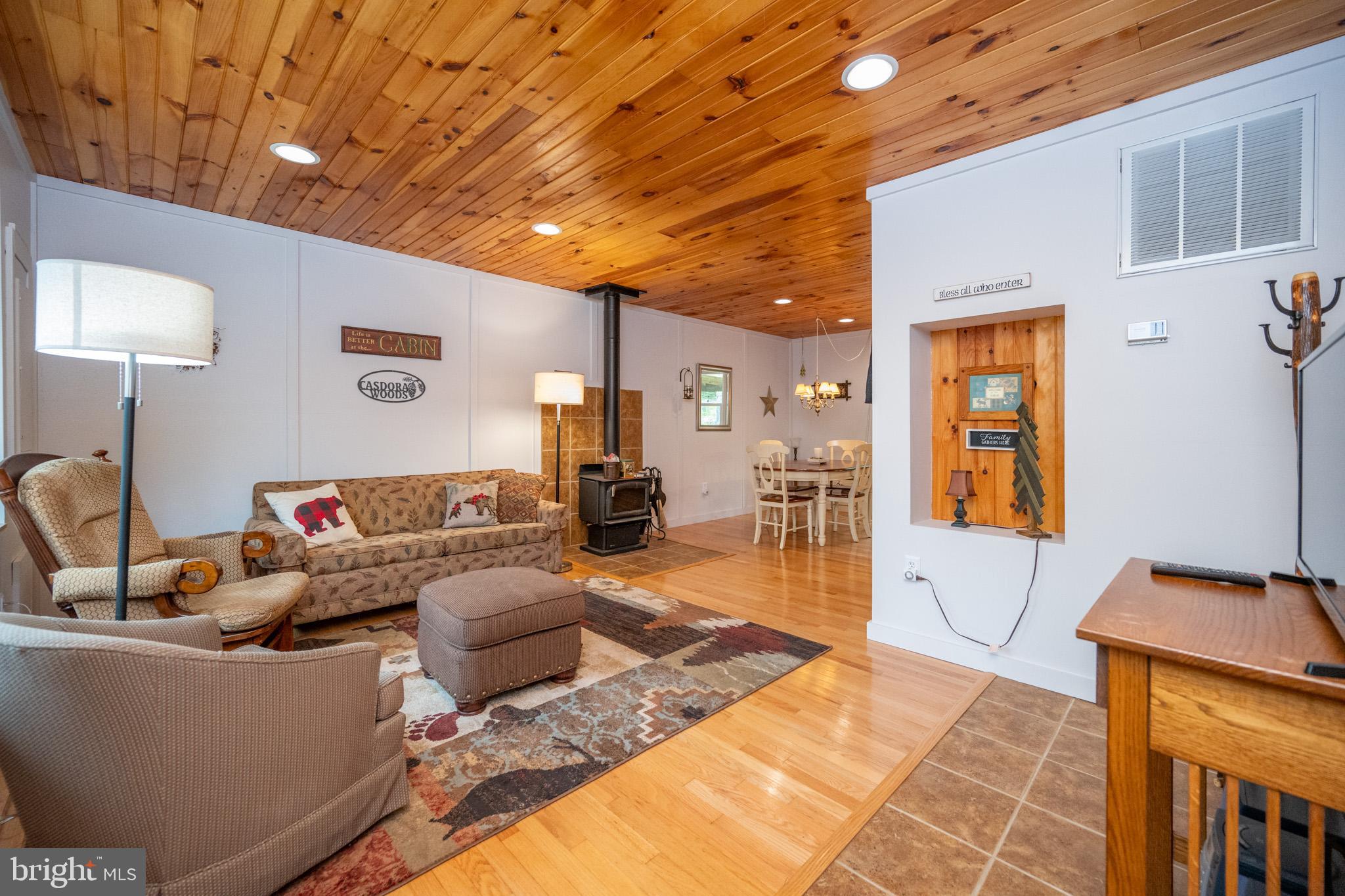 373 Hemlock Meadow Dr