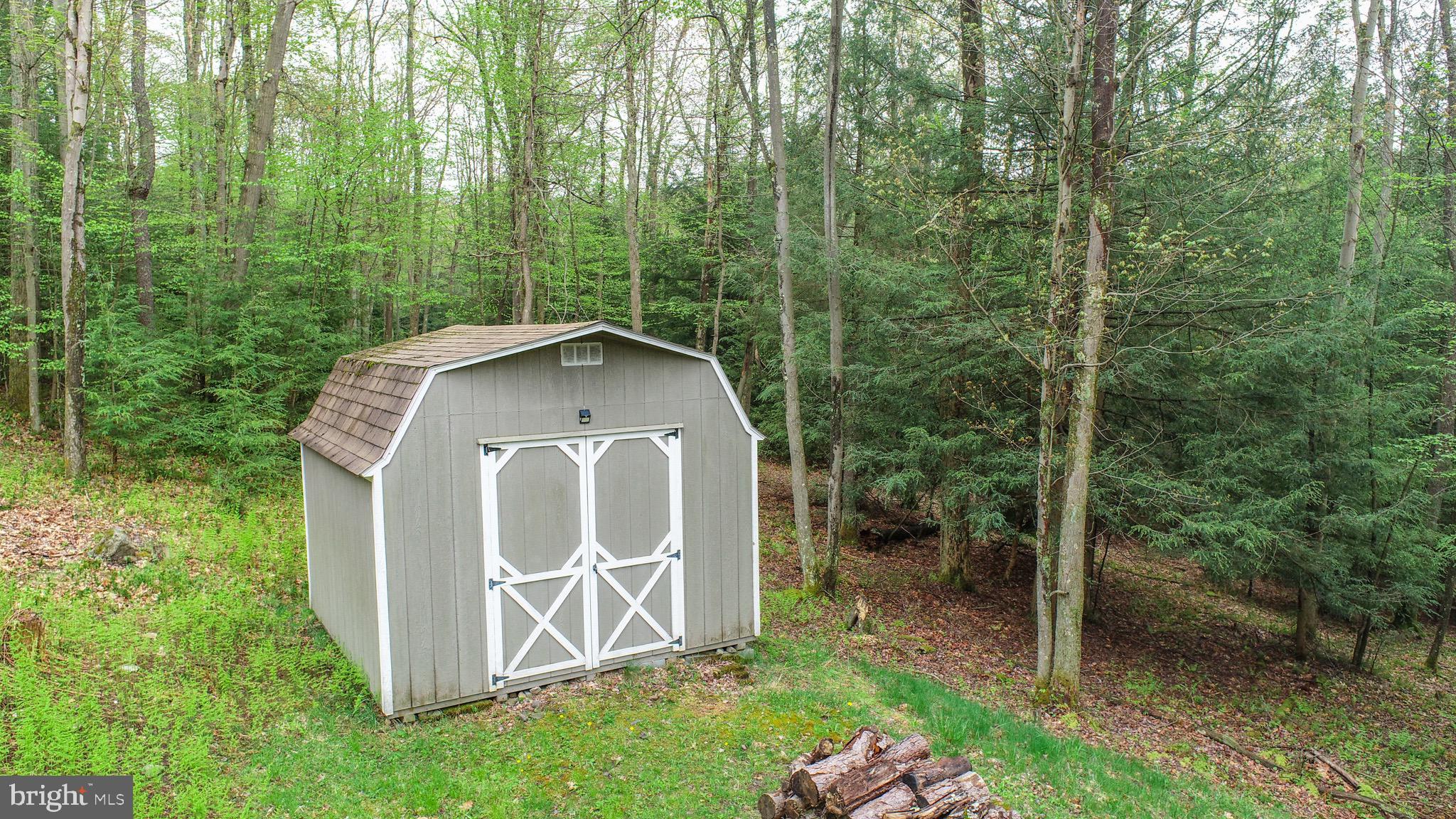 373 Hemlock Meadow Dr