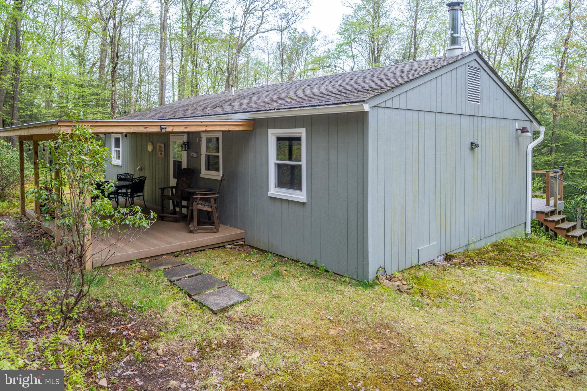 373 Hemlock Meadow Dr