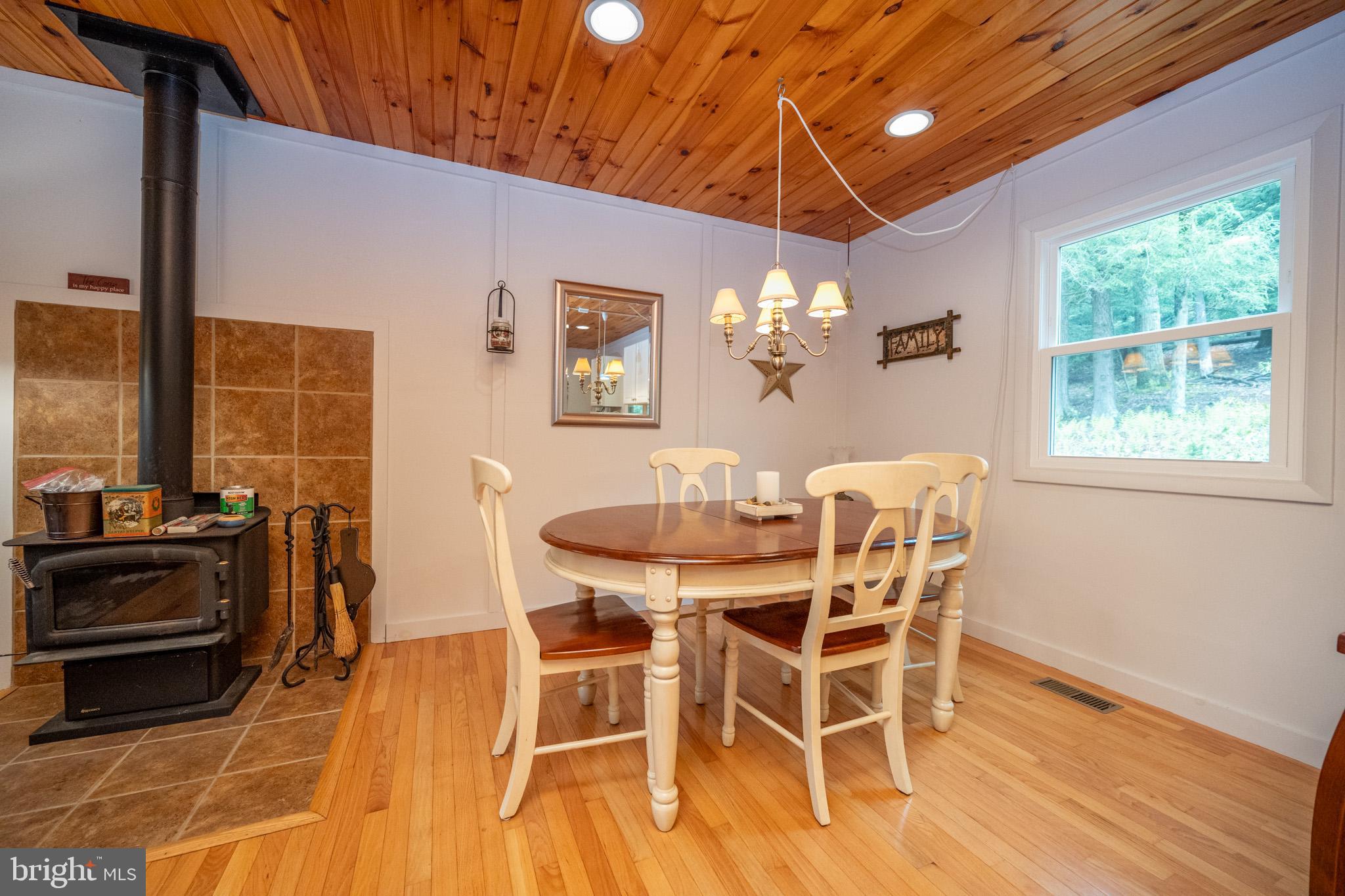 373 Hemlock Meadow Dr