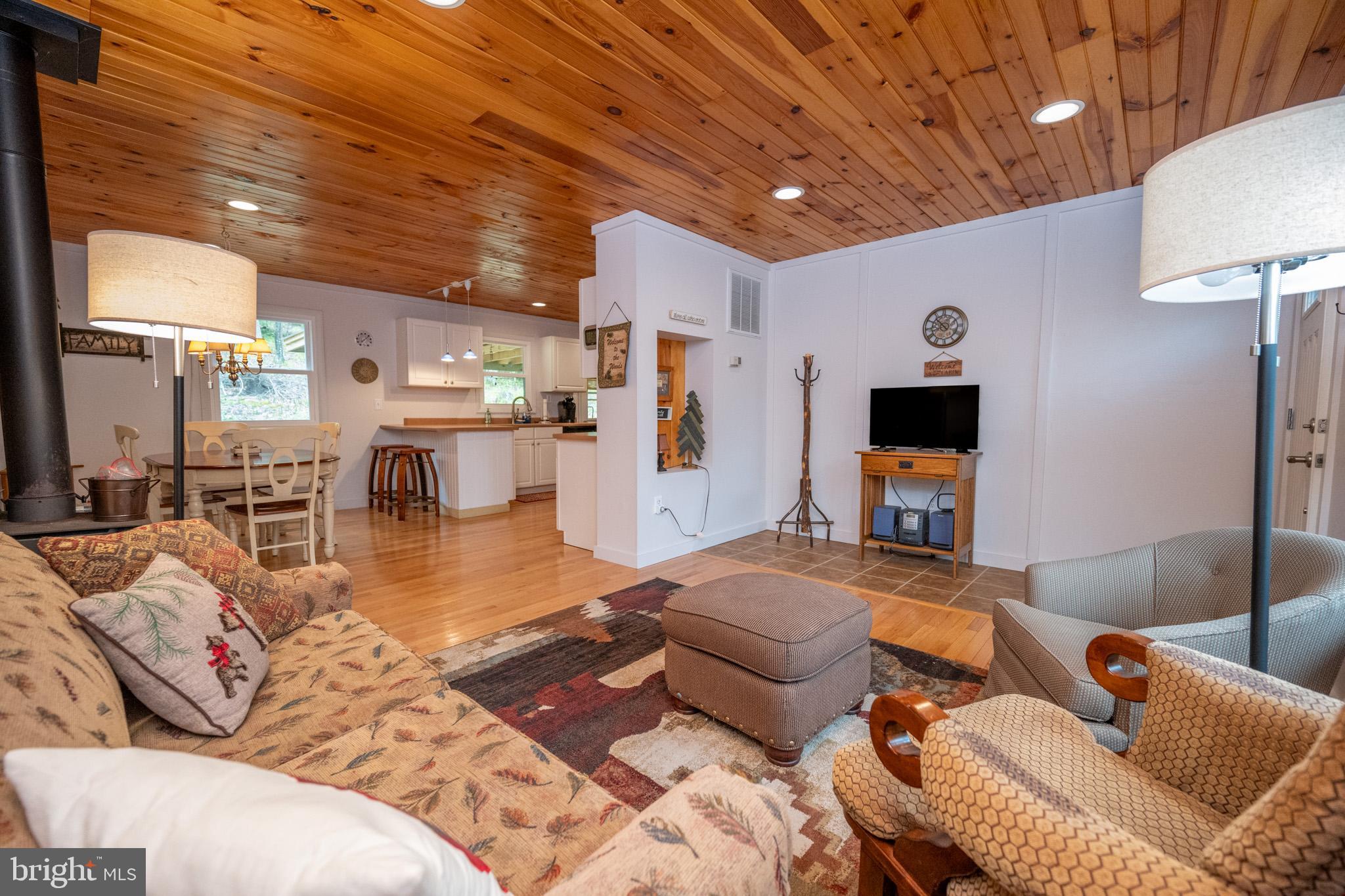 373 Hemlock Meadow Dr